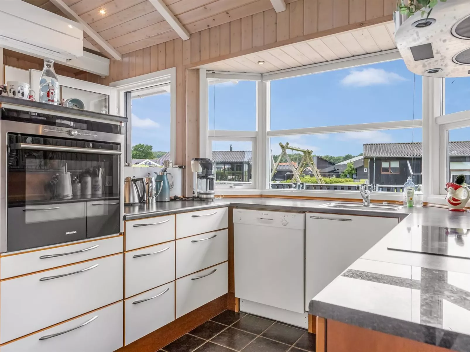 "Winald" - 150m from the sea-Binnen