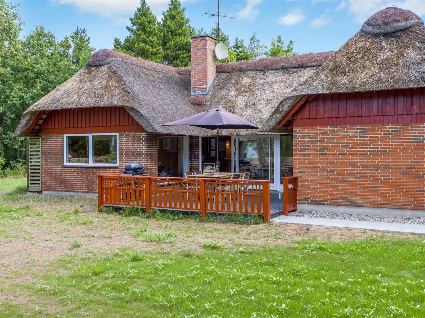 "Menard" - 1.2km from the sea-Buiten