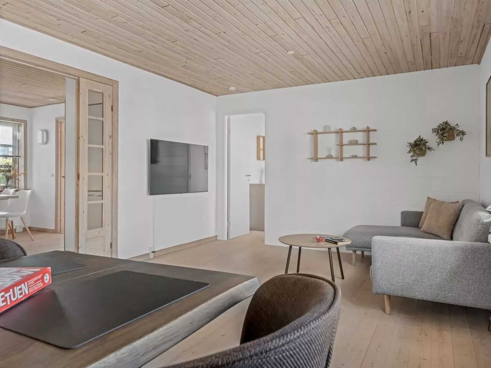 "Antine" - 400m from the sea-Binnen