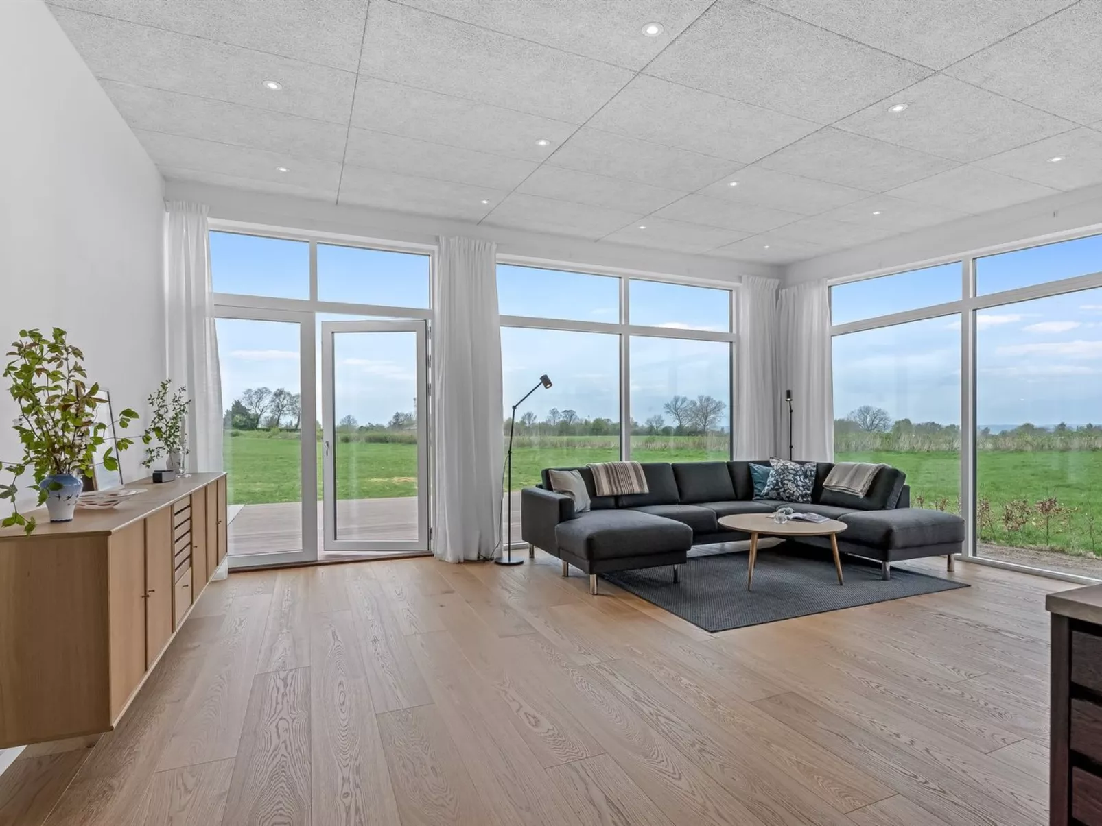 "Milena" - 1.5km from the sea-Binnen