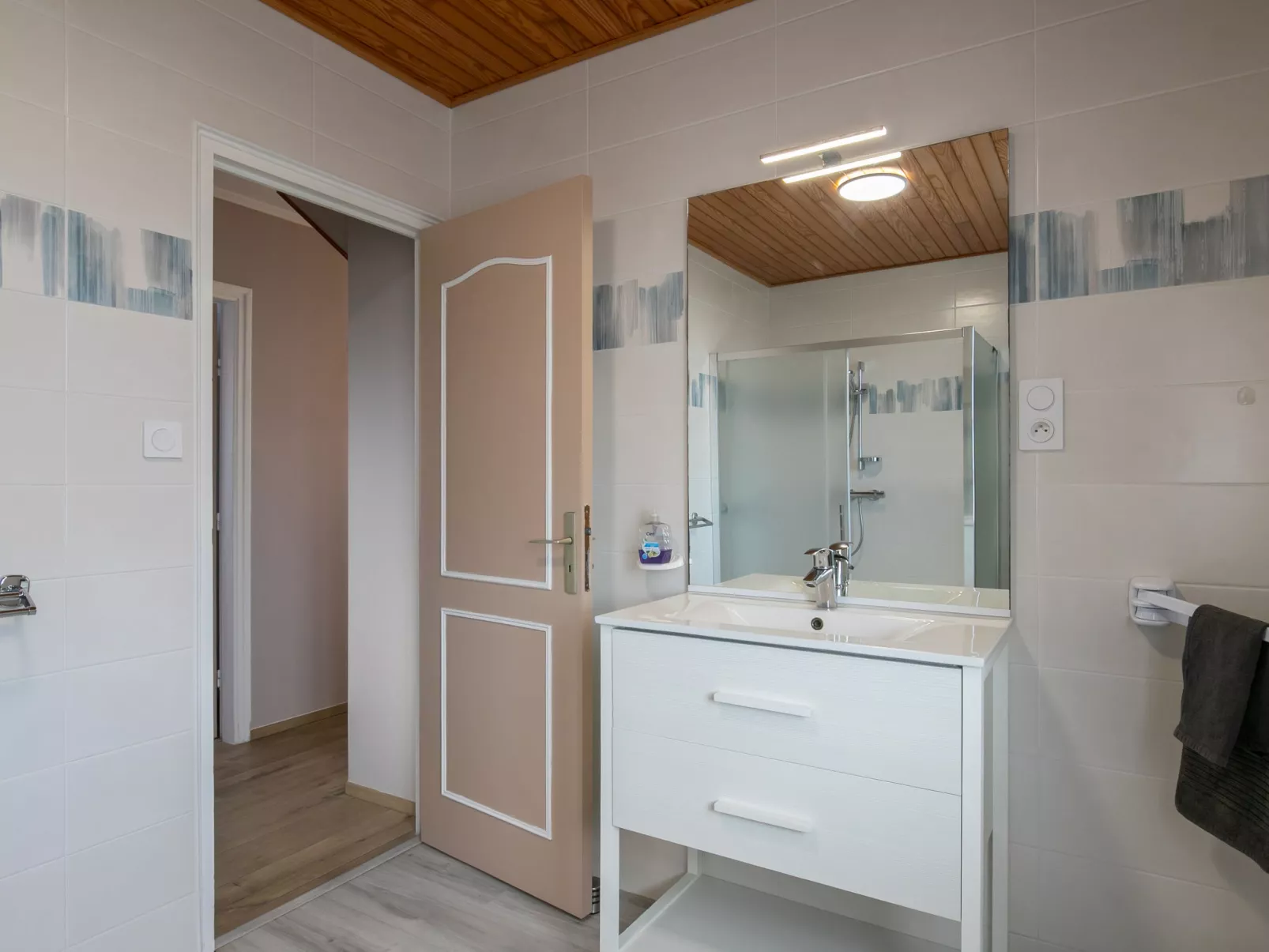 Entre Terre et Mer-Binnen