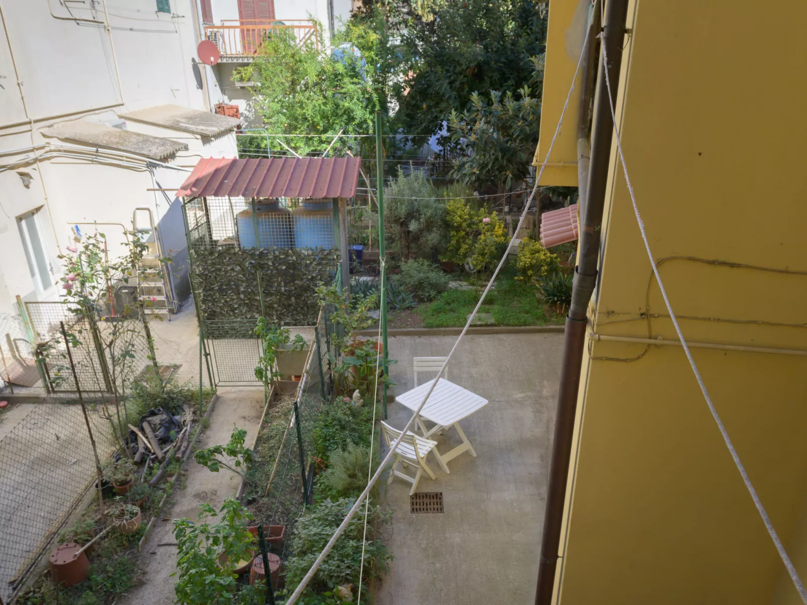 Il cortile nel centro-Binnen