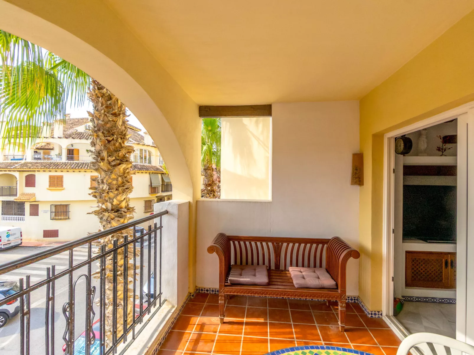 Aldea del Mar-Binnen