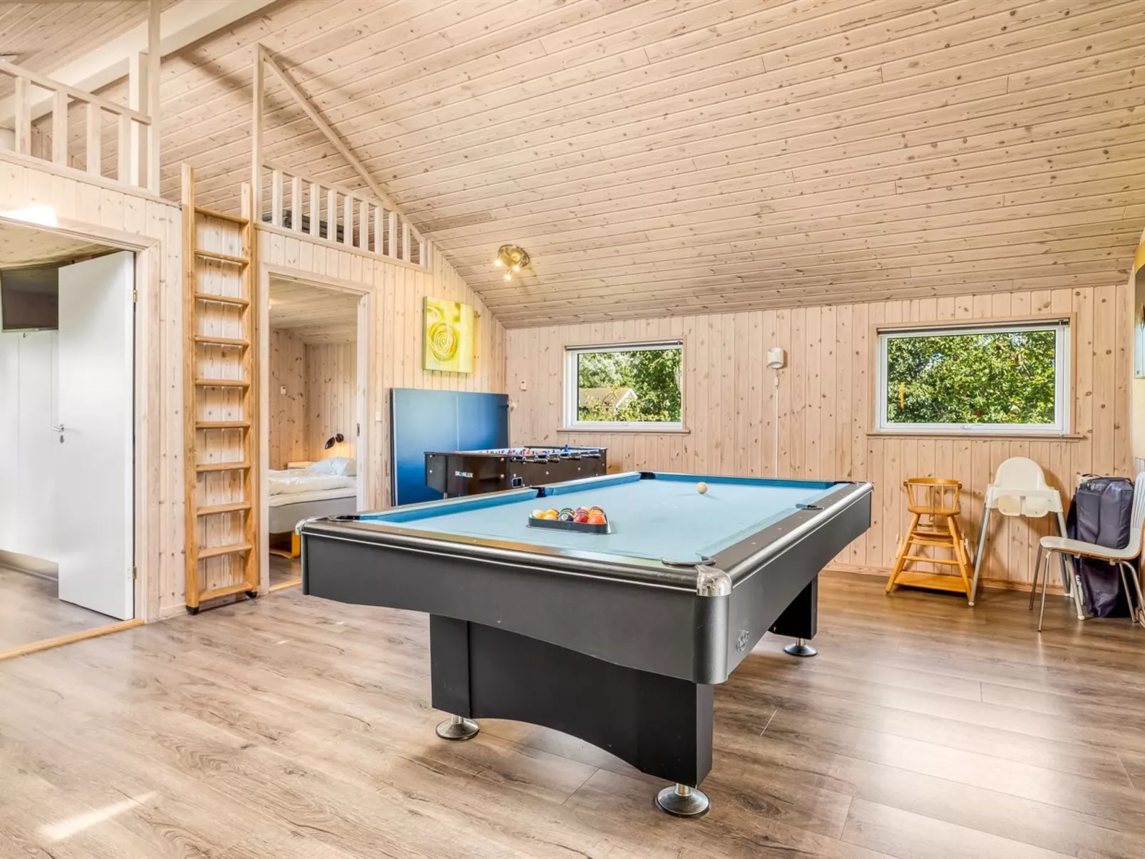 "Jurgis" - 900m from the sea-Binnen