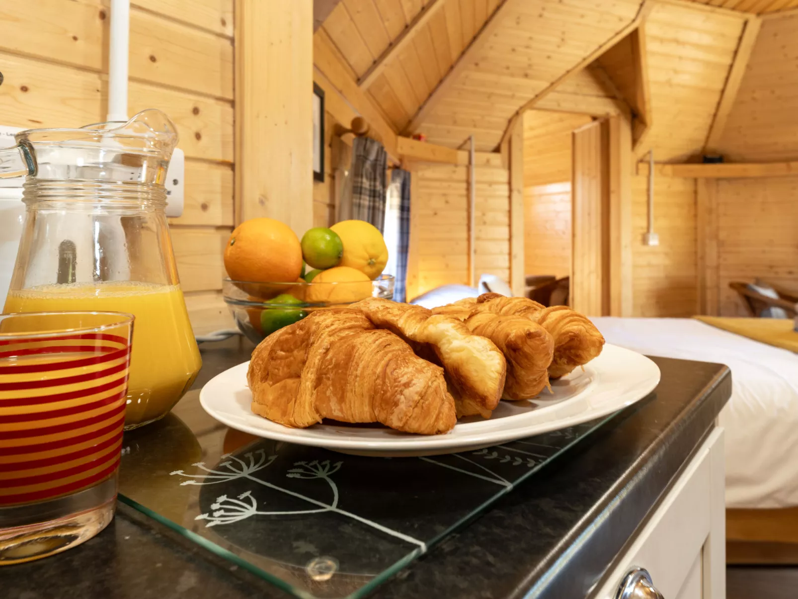 Ghillie’s Bothy-Binnen