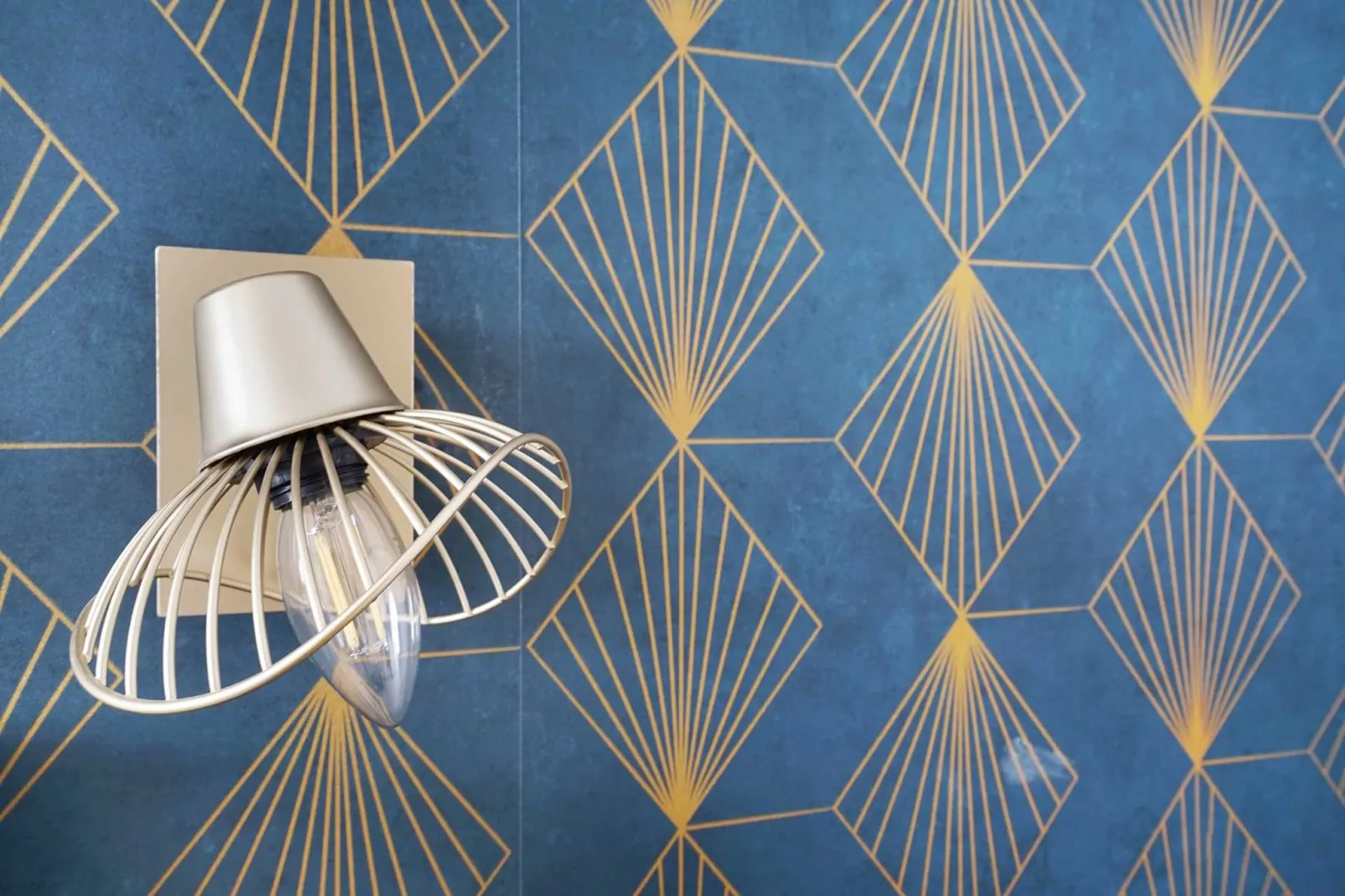 ISLY 1 NEW-Niet-getagd