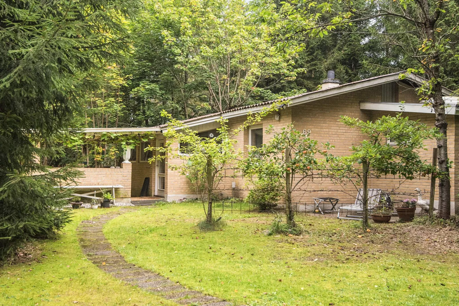 Natuurhuisje met terras van Gudena-Uitzicht
