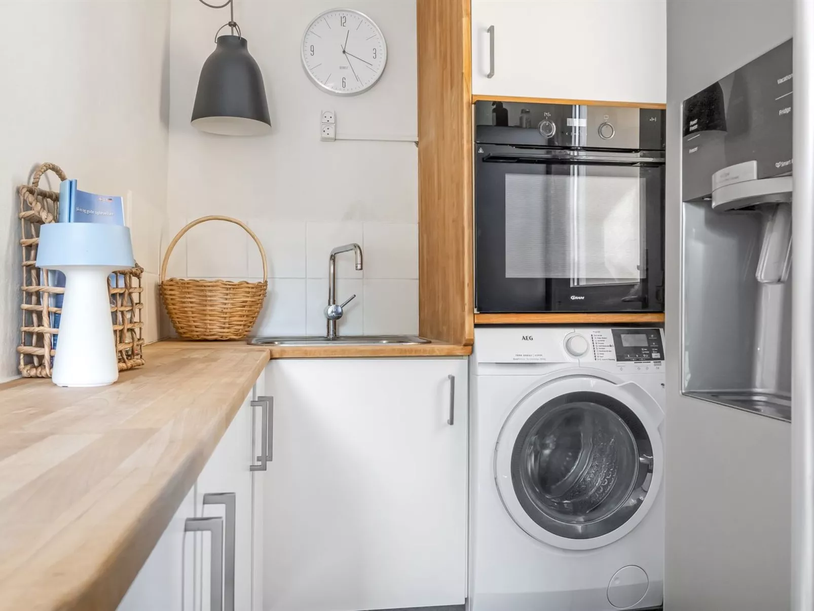 "Alpi" - 270m from the sea-Binnen