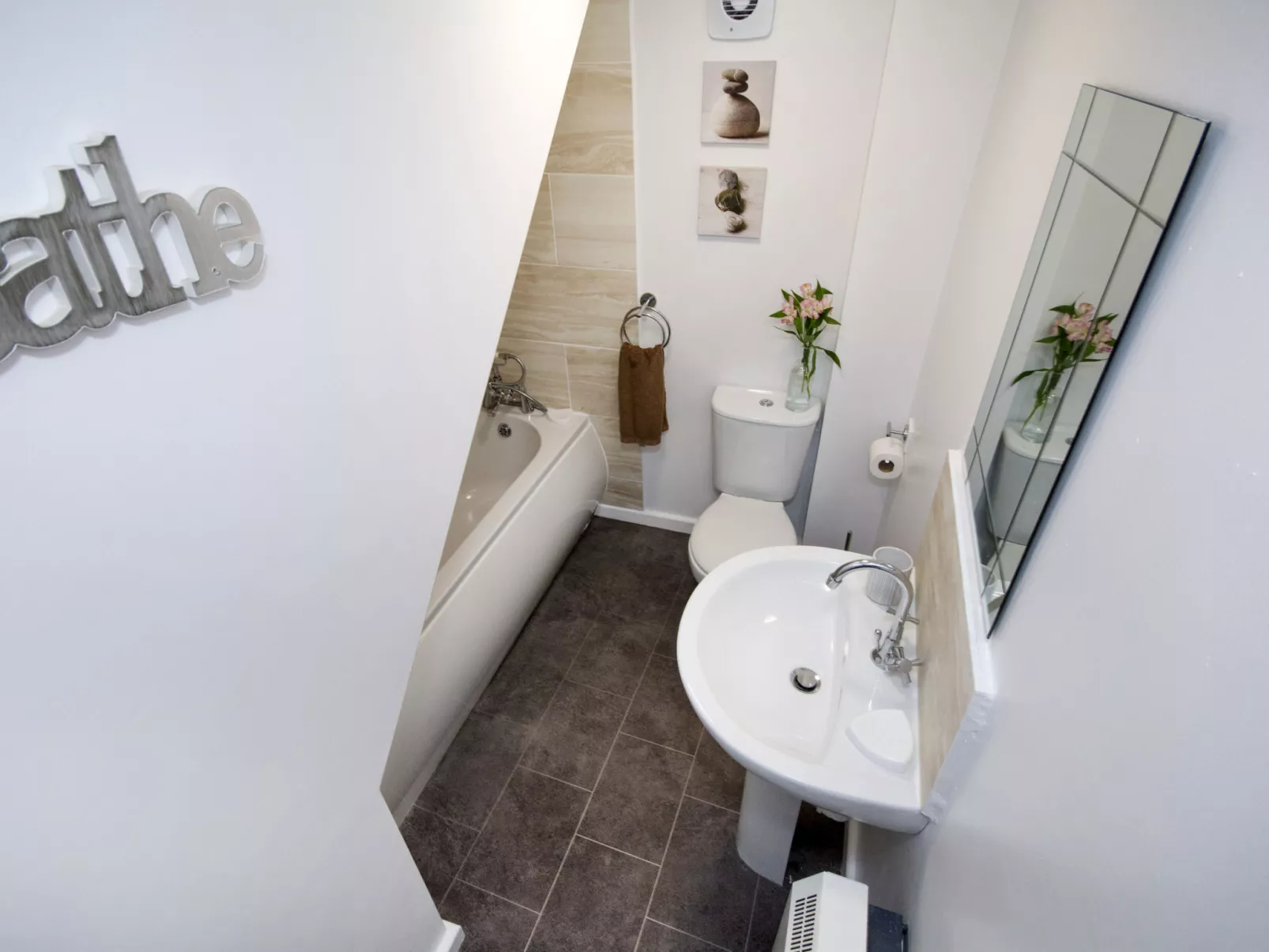 Ellie-Jo Cottage-Binnen