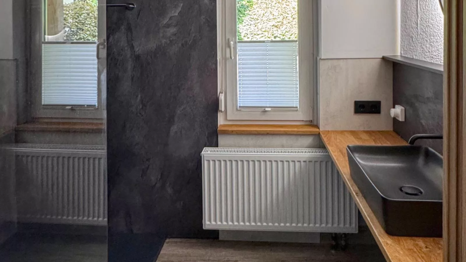 Forsthaus Heinrichsbach-Badkamer