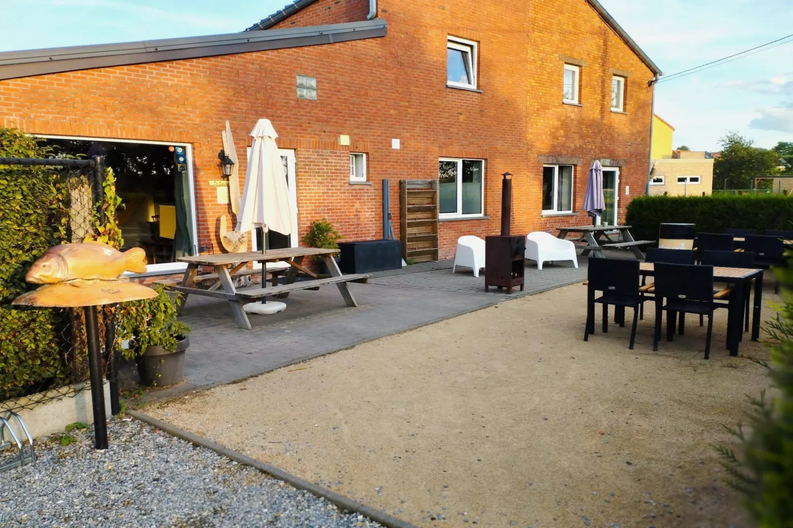 Karper studio-Buitenkant zomer