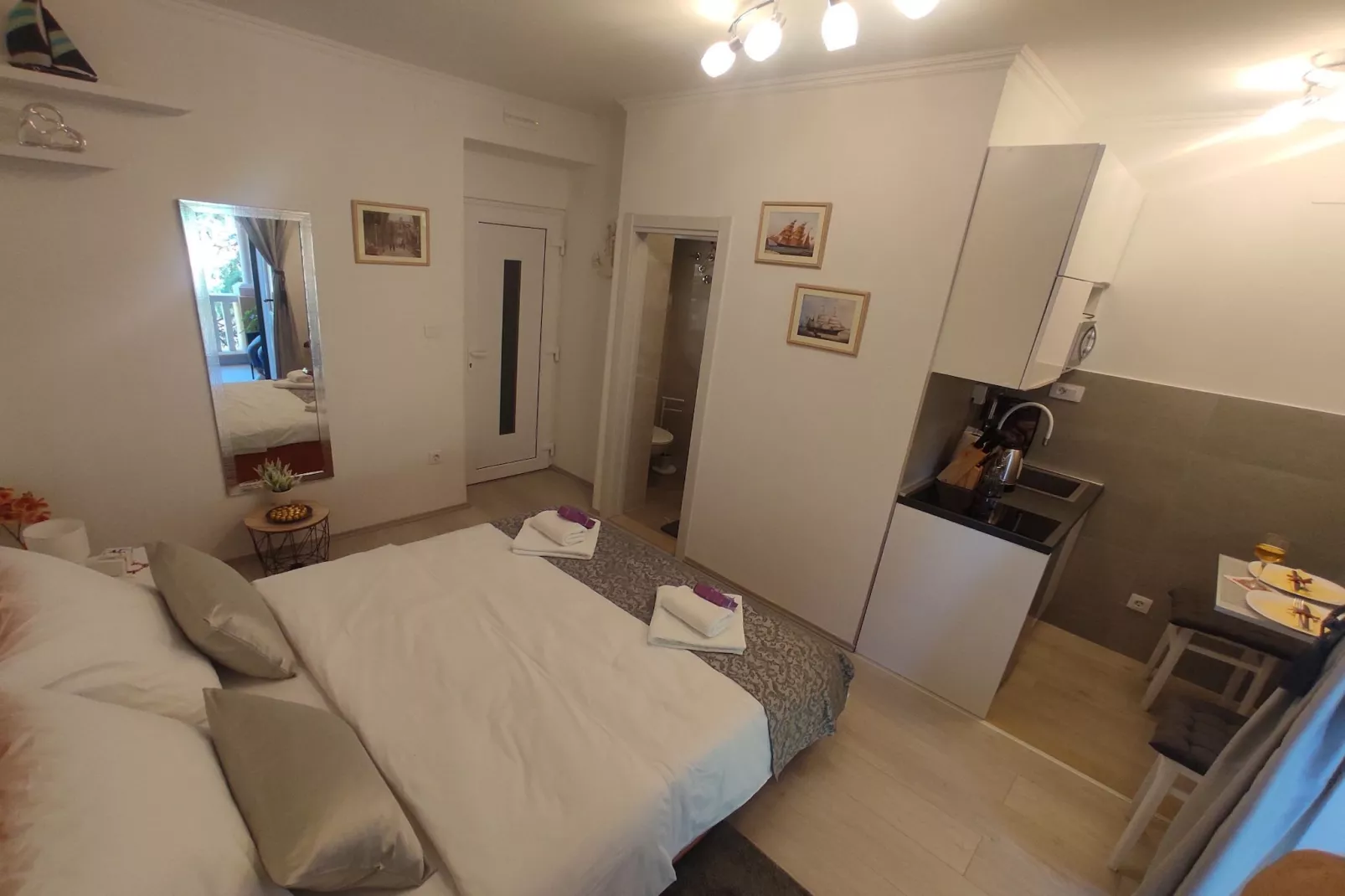 Room Porat 2 with Private Terrace - Double Bedroom with Private Terrace-Slaapkamer