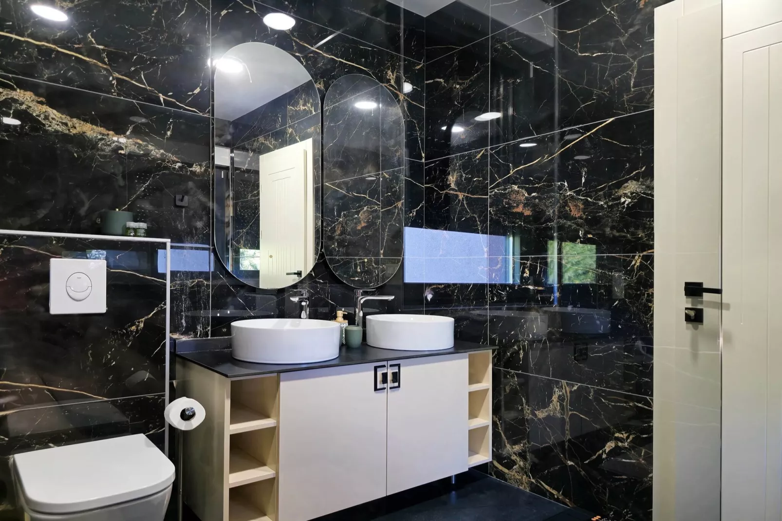 Villa Golden Grain - Four Bedroom Villa-Badkamer