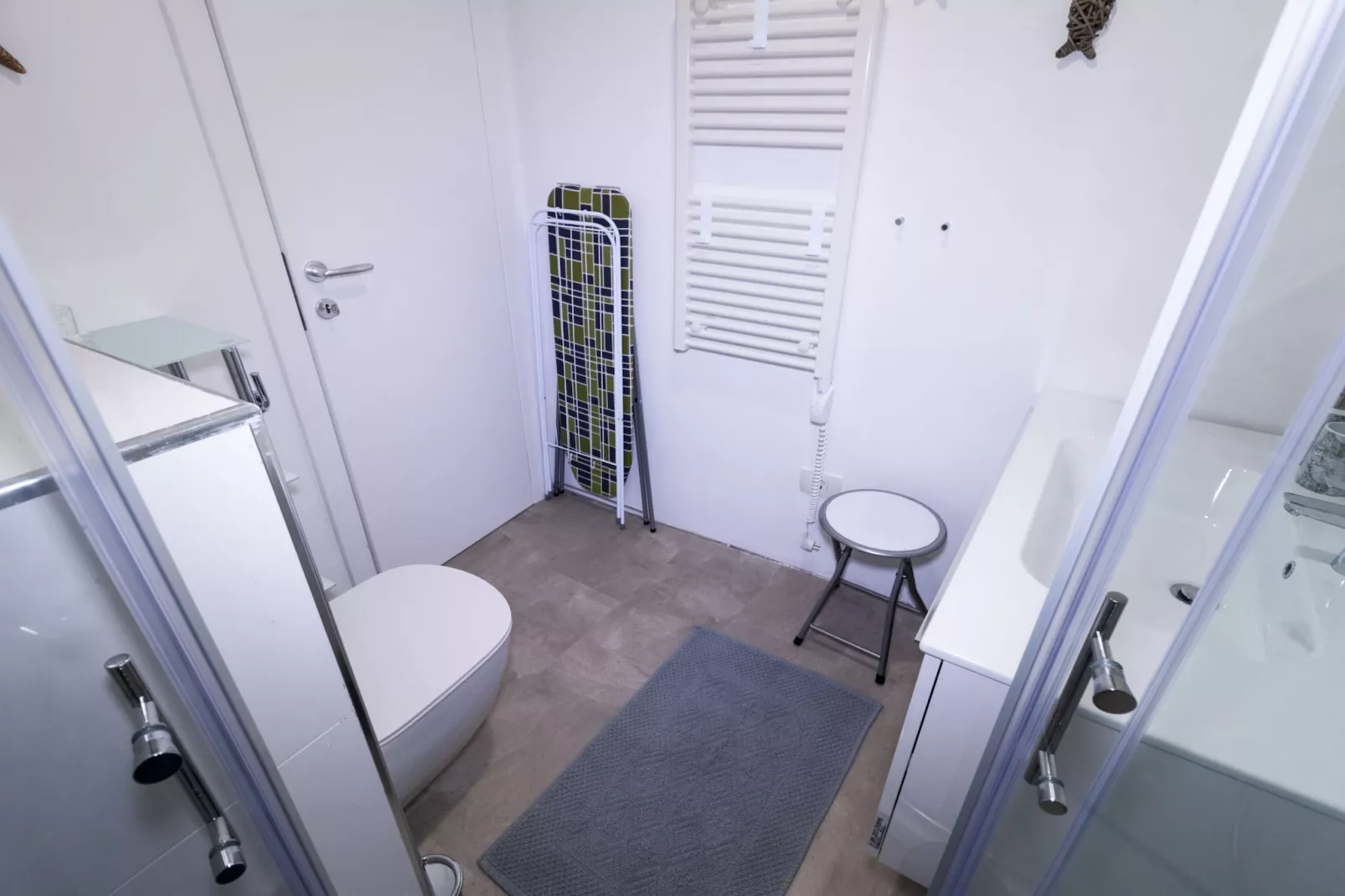 Piran Downtown Chic and Cozy Apartments - Classic One Bedroom Apartment (owner 1.V)-Badkamer