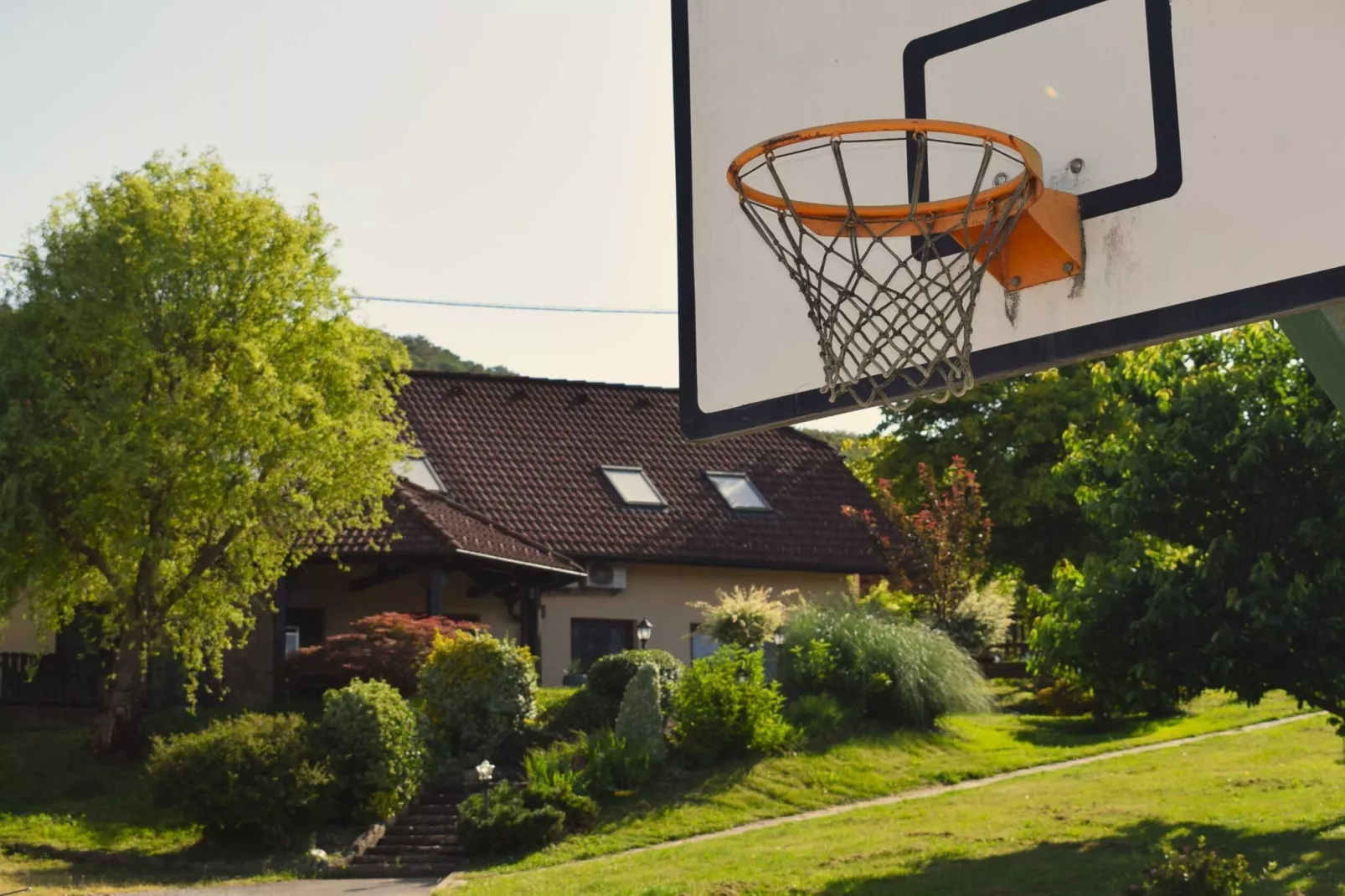 Zevnik Quiet Retreat with Stunning Views and Equestrian Activities - Triple Room with Private  Bathroom-Buitenlucht