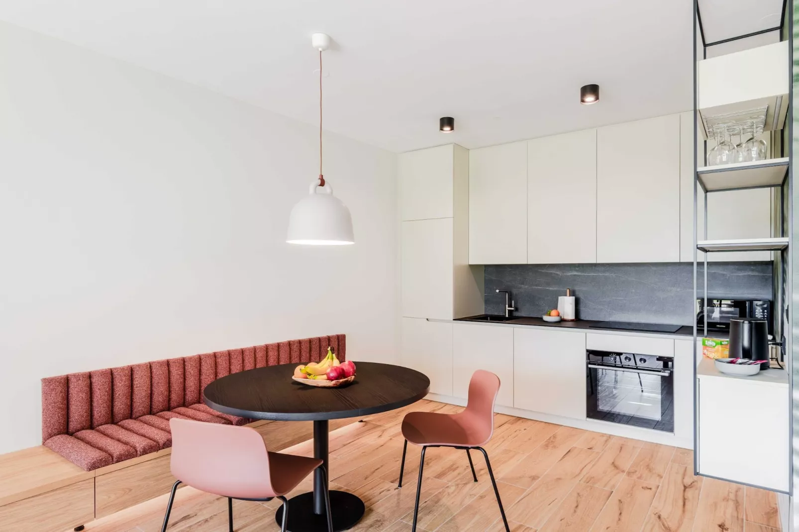 Bovec Chic Apartment with Sauna - One Bedroom Apartment with Balcony-Keuken