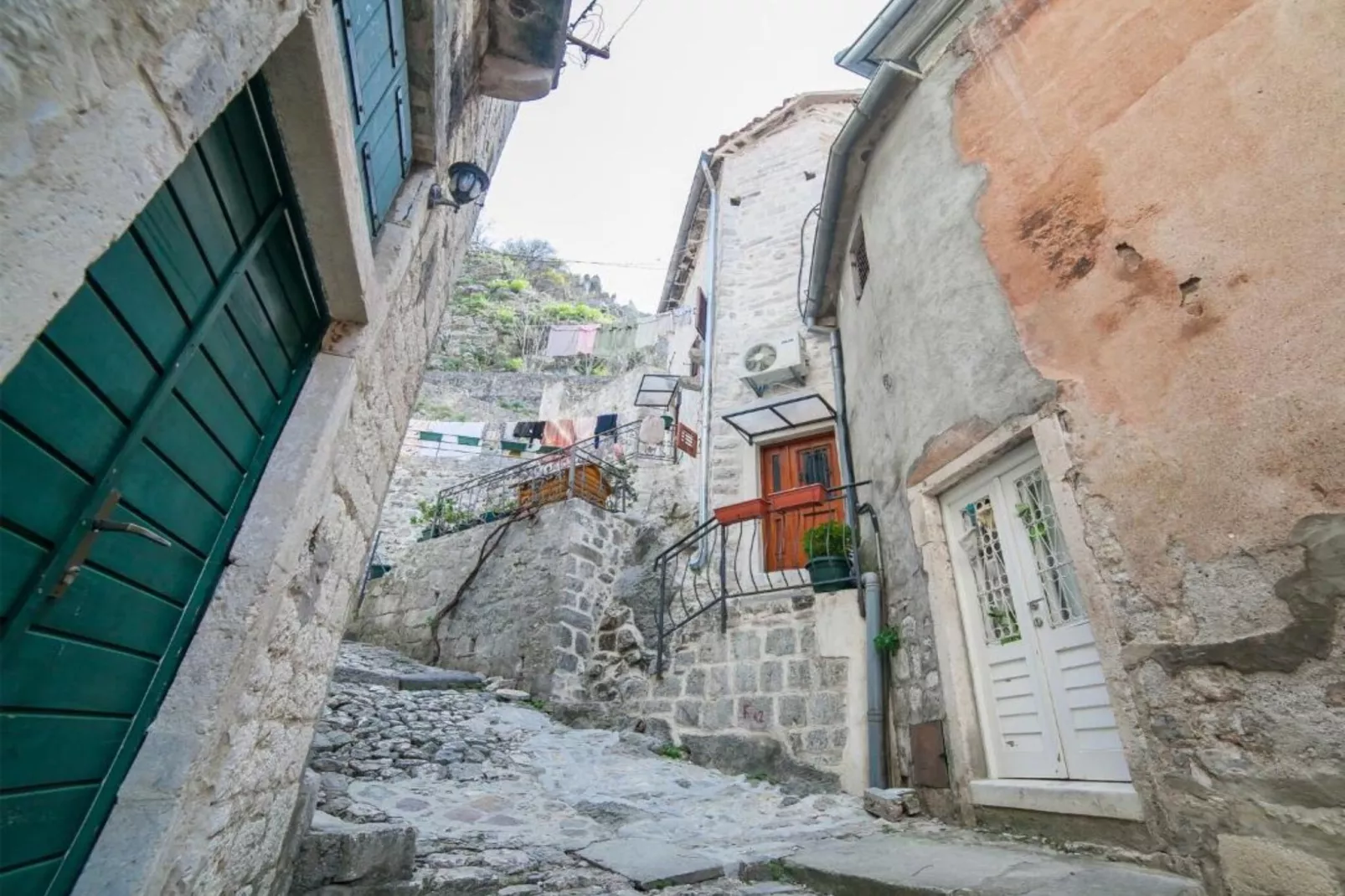 Cozy Stay in Kotor’s Old Town - Studio Apartment-Buitenlucht