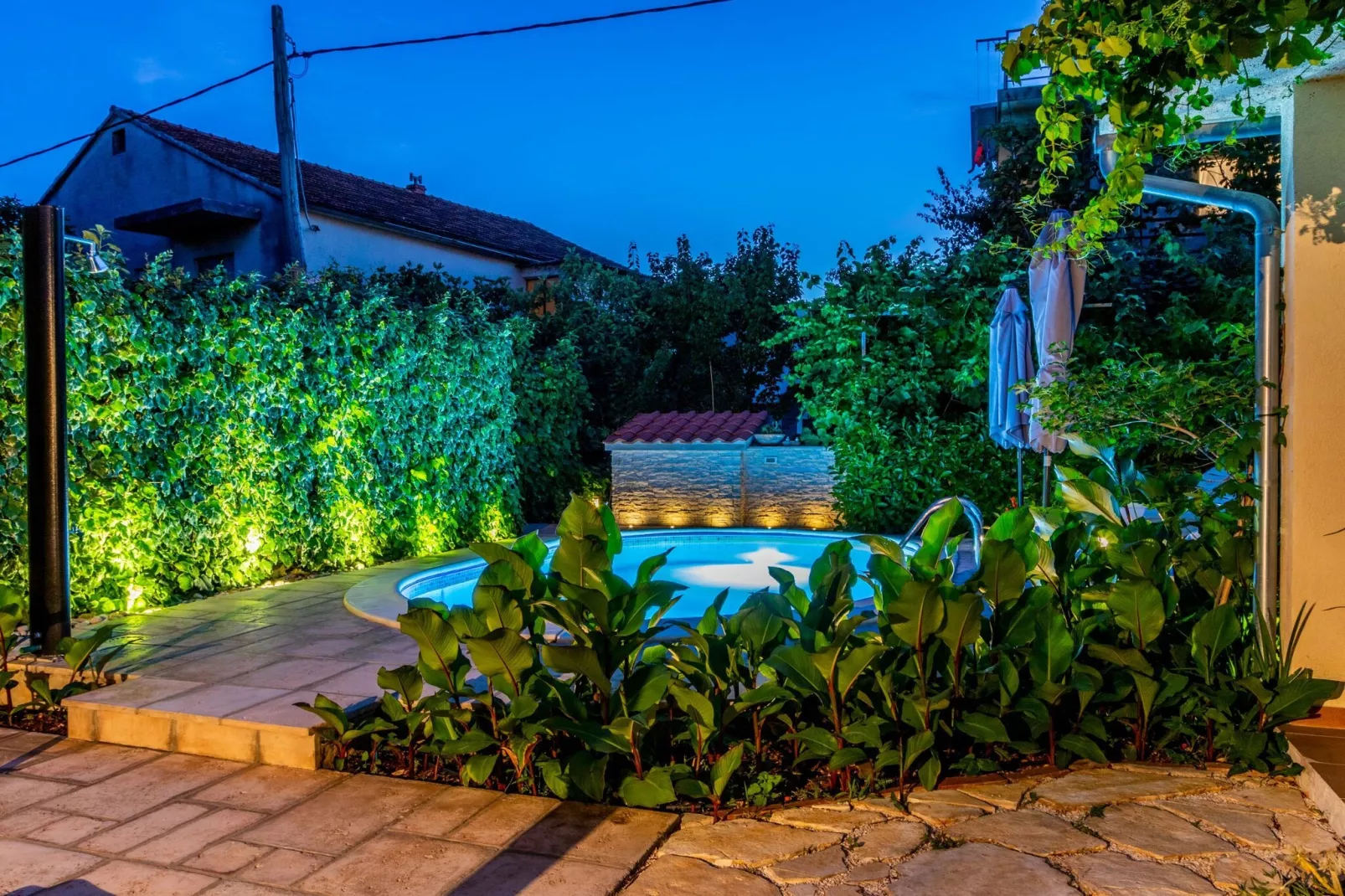 Two-Bedroom Holiday Home With Pool-Zwembad