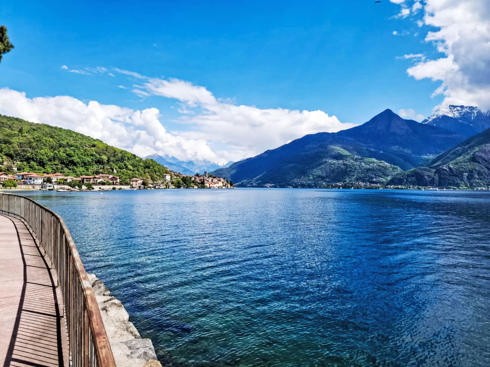 Villaggio Lago di Como-Buiten