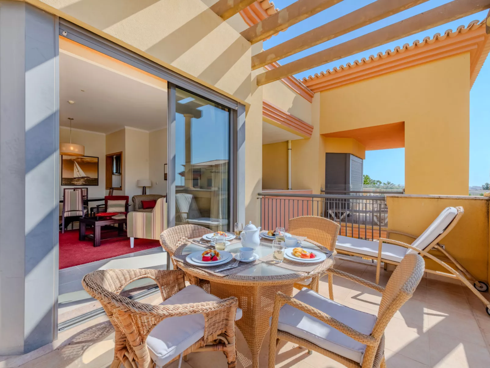 The Residence at Victoria-Buiten