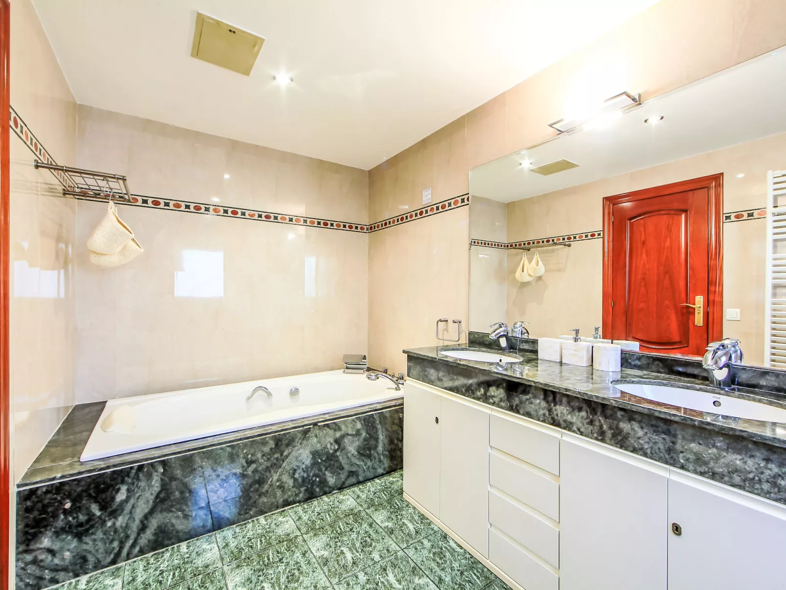 Bertoni Golf & Sea-Binnen