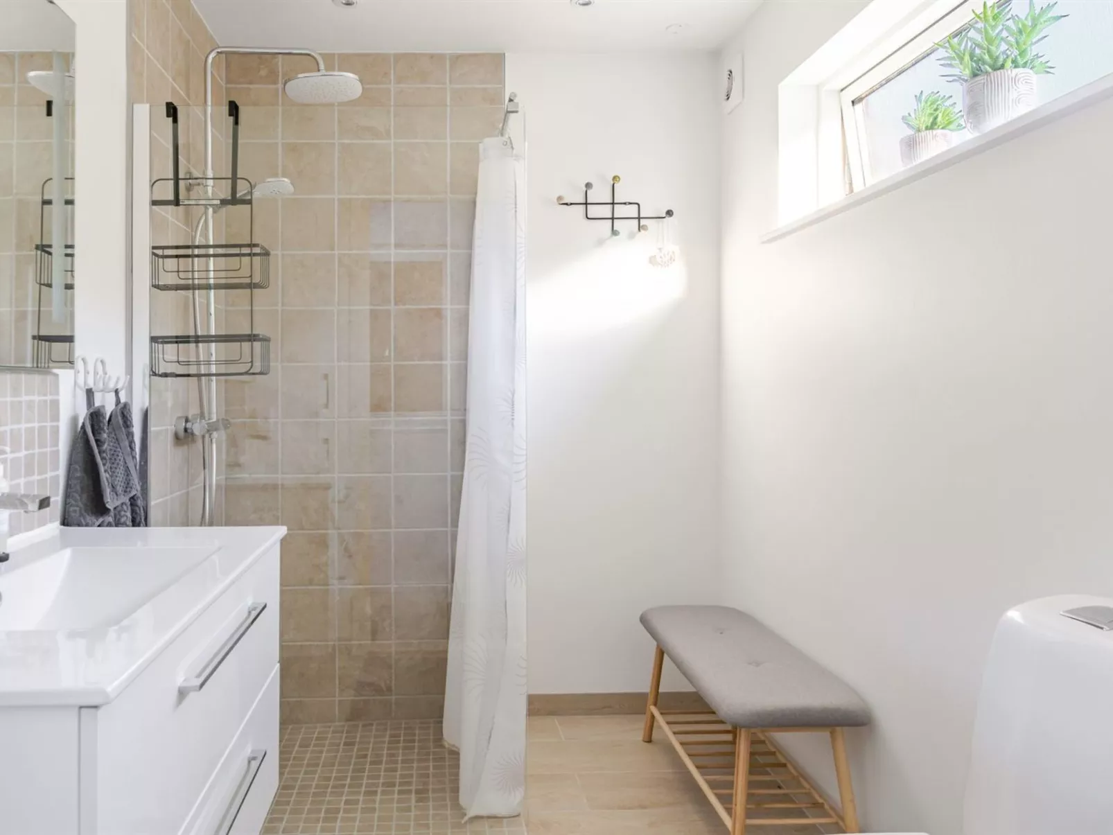 "Martti" - 200m from the sea-Binnen