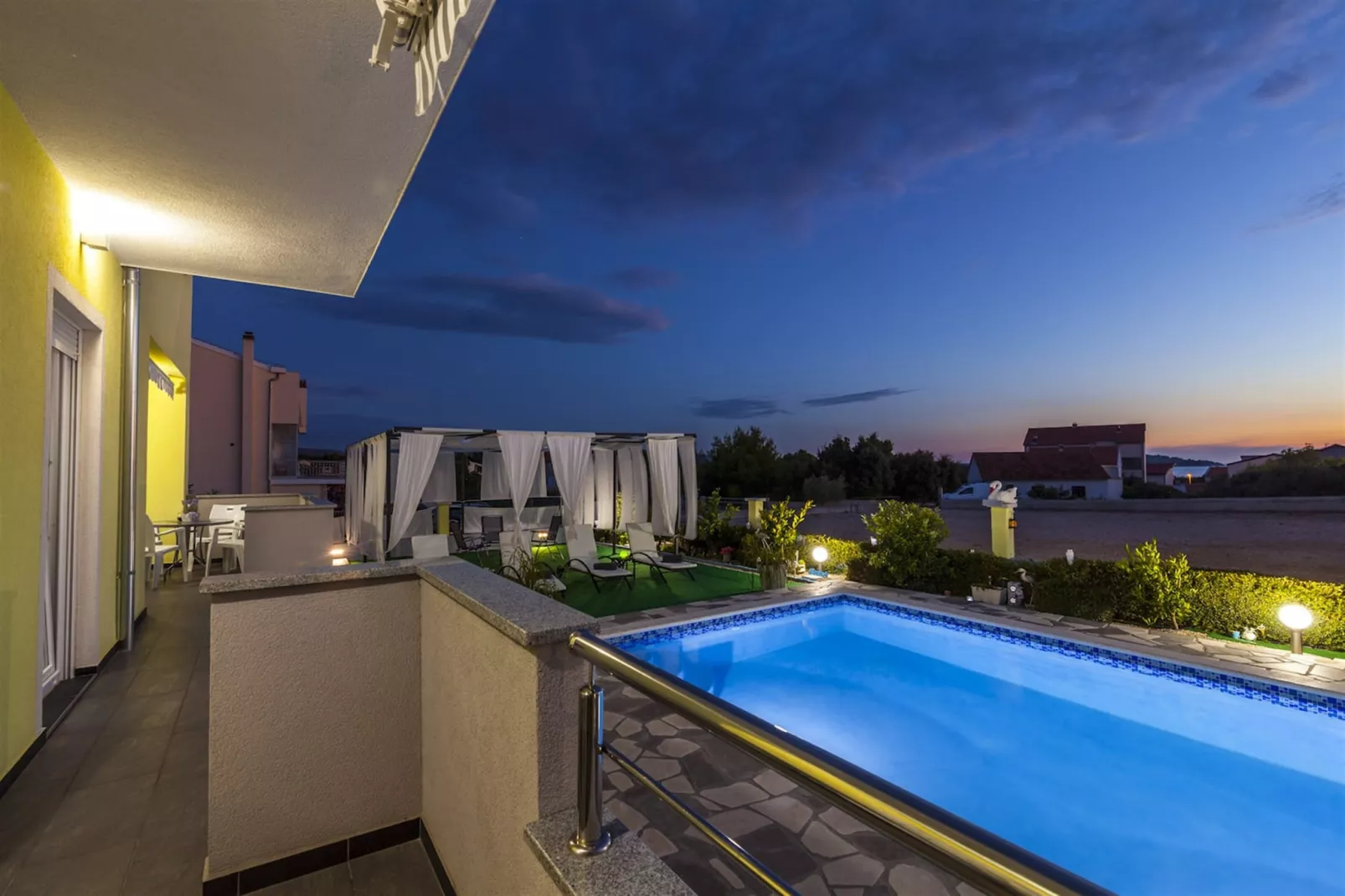 Sea view Villa Brodarica-Zwembad