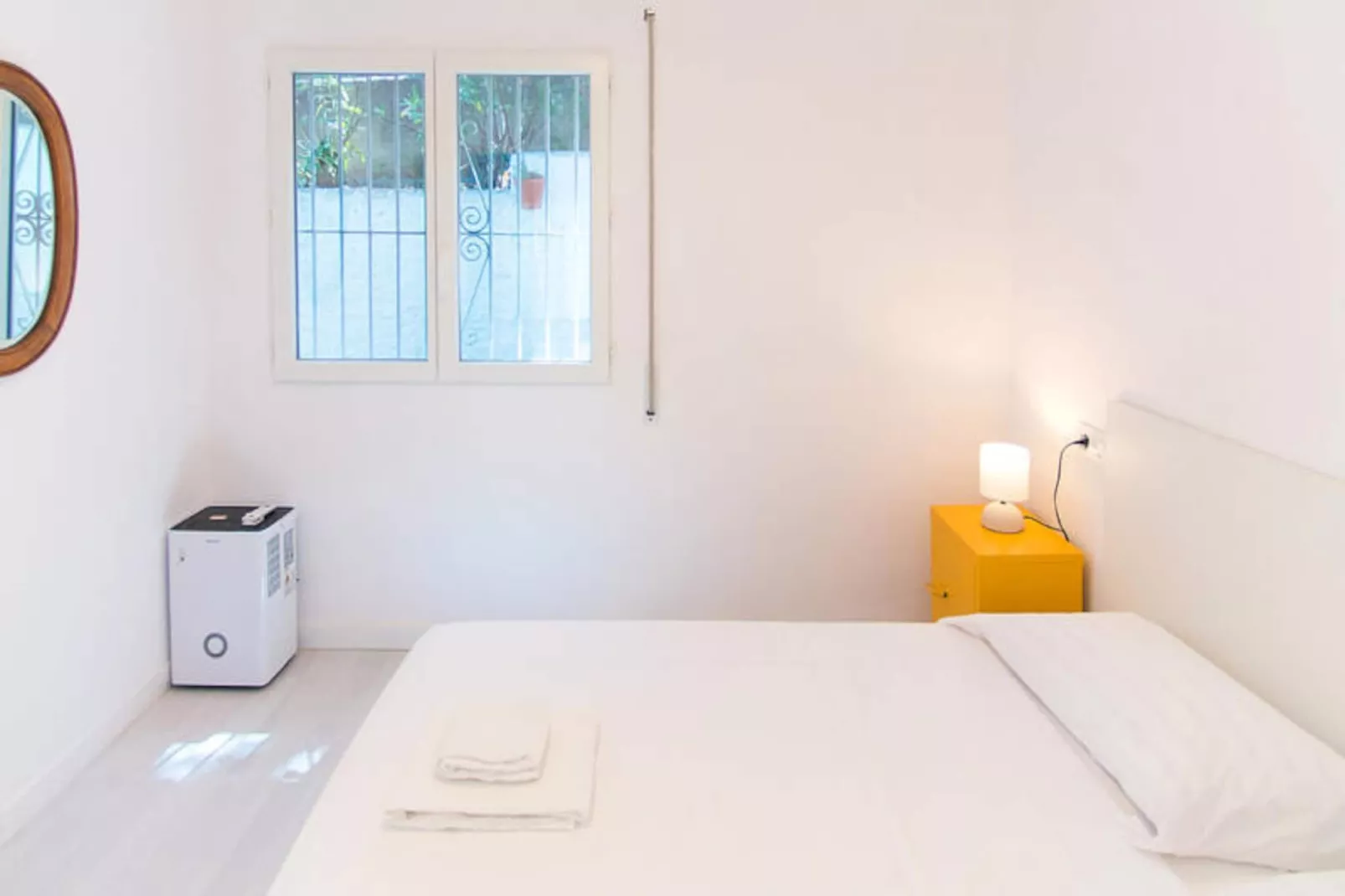 Maison à Roses-Niet-getagd