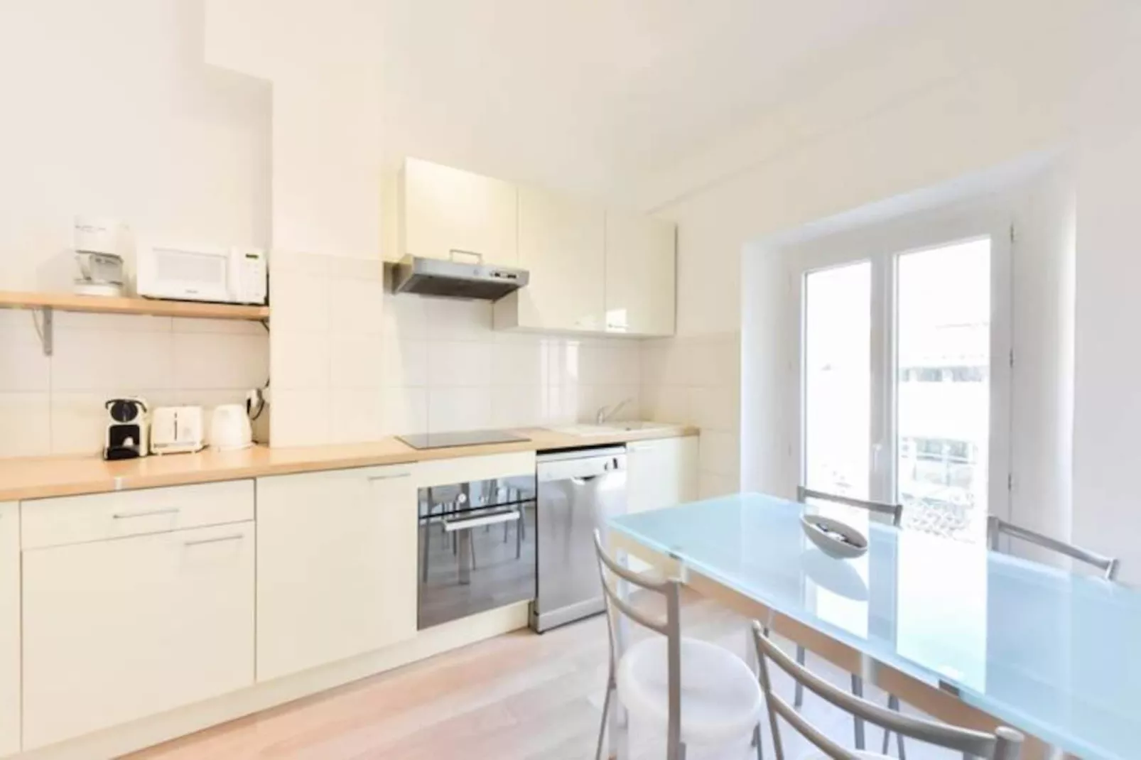 Résidence 3p Moderne En Centre Ville, à 1min De La Croisette-Niet-getagd