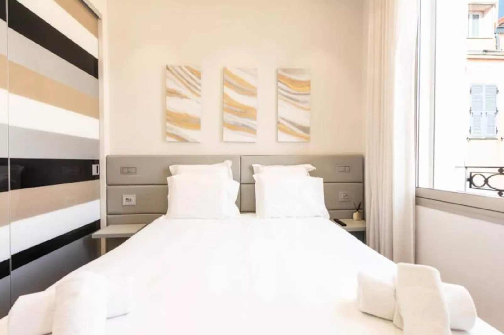 Résidence Duplex 145m² Terrasse Et Ascenseur Privé-Niet-getagd