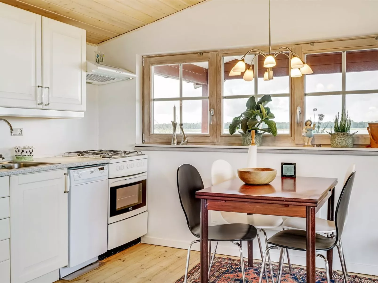 "Topi" - 15m from the sea-Binnen