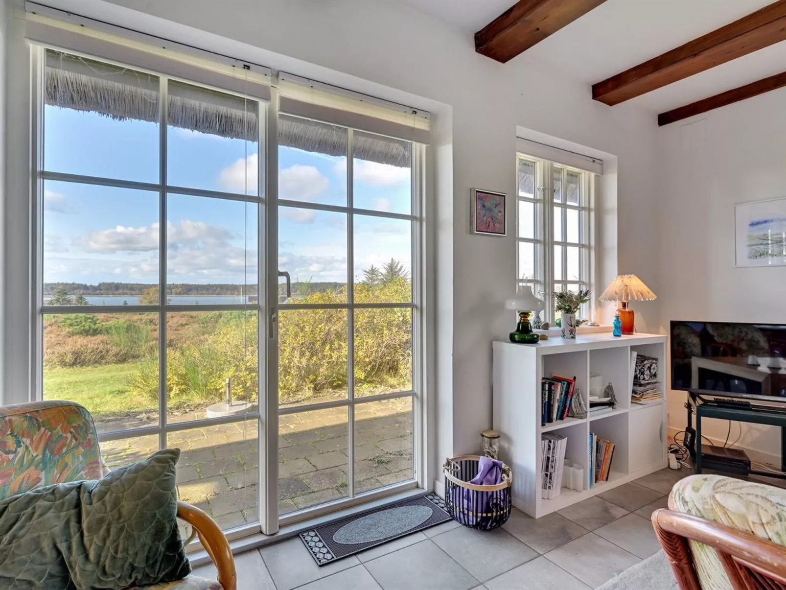 "Tordis" - 300m to the fjord-Binnen