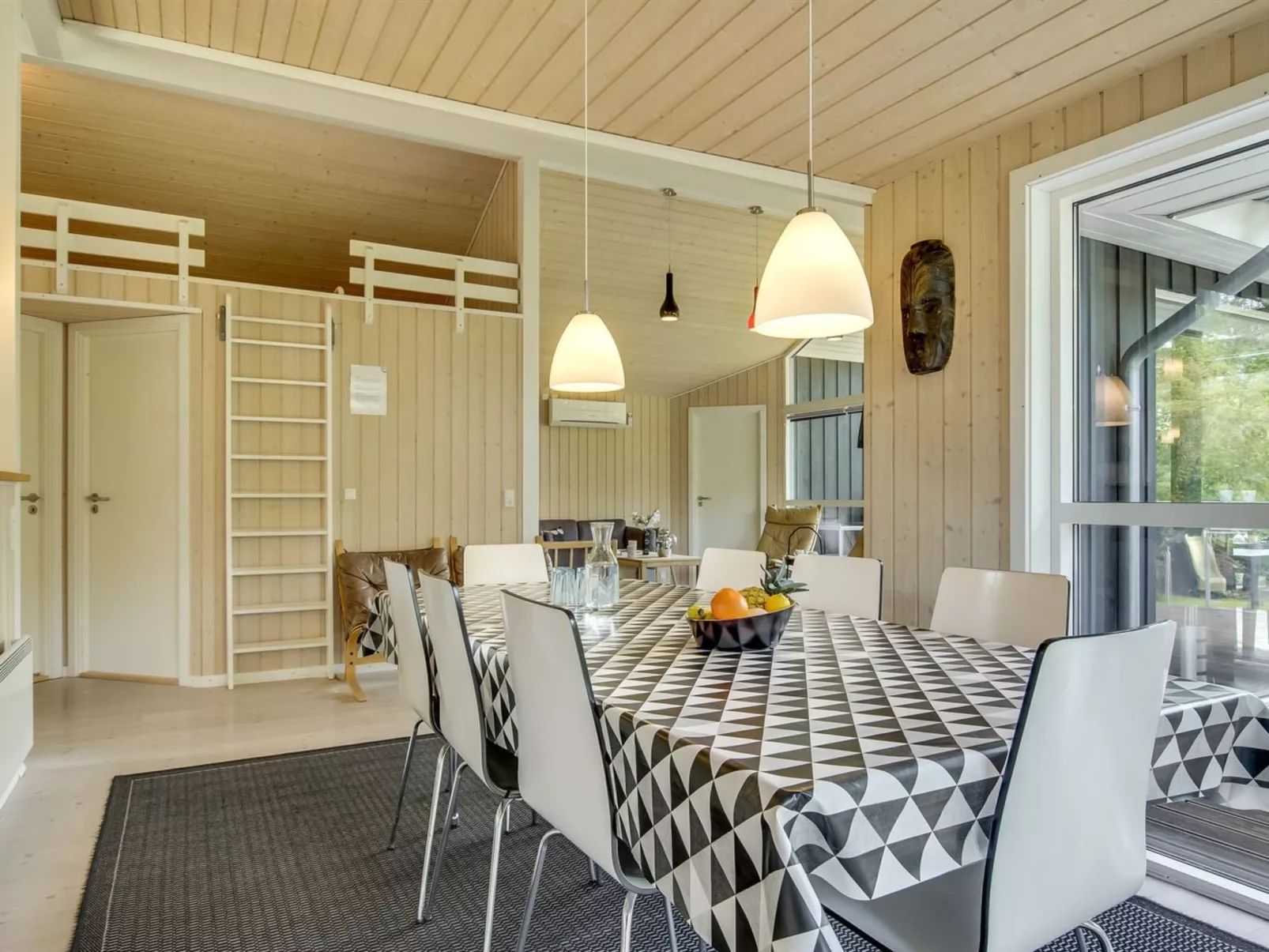 "Anemone" - 700m from the sea-Binnen