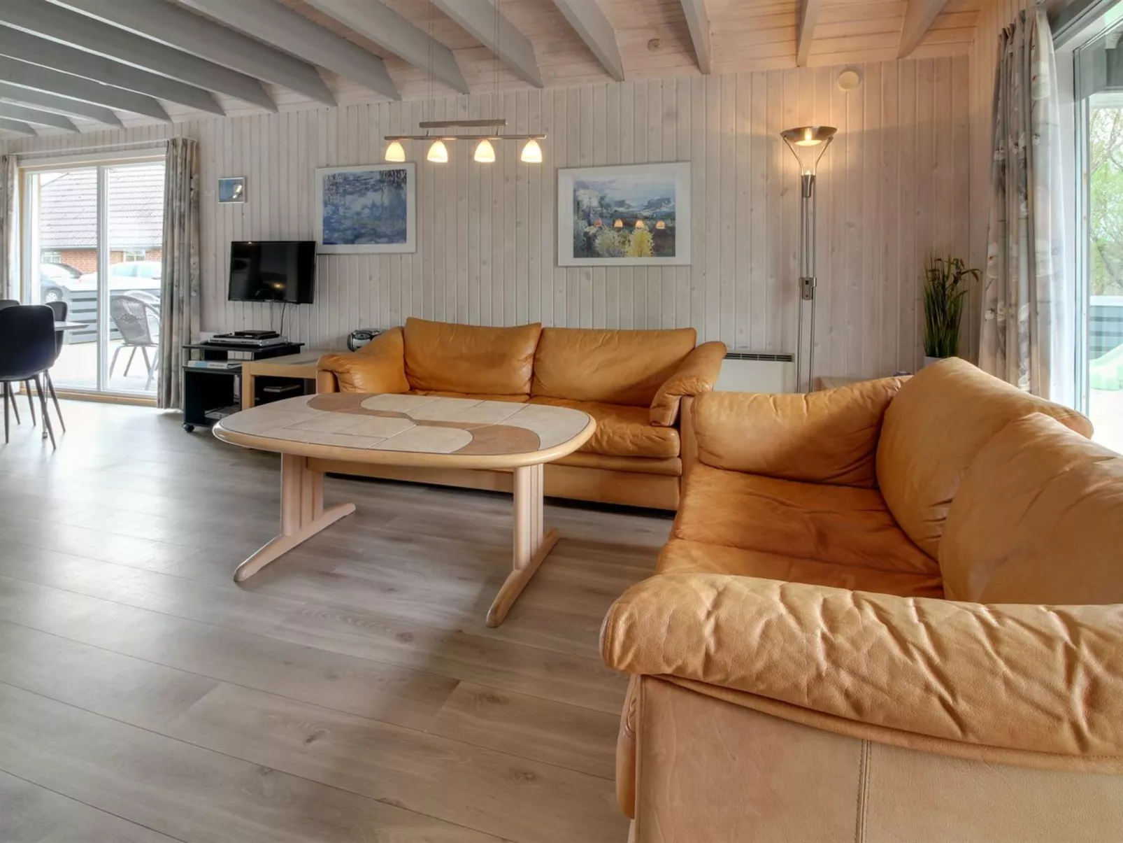 "Sunita" - 2.8km from the sea-Binnen