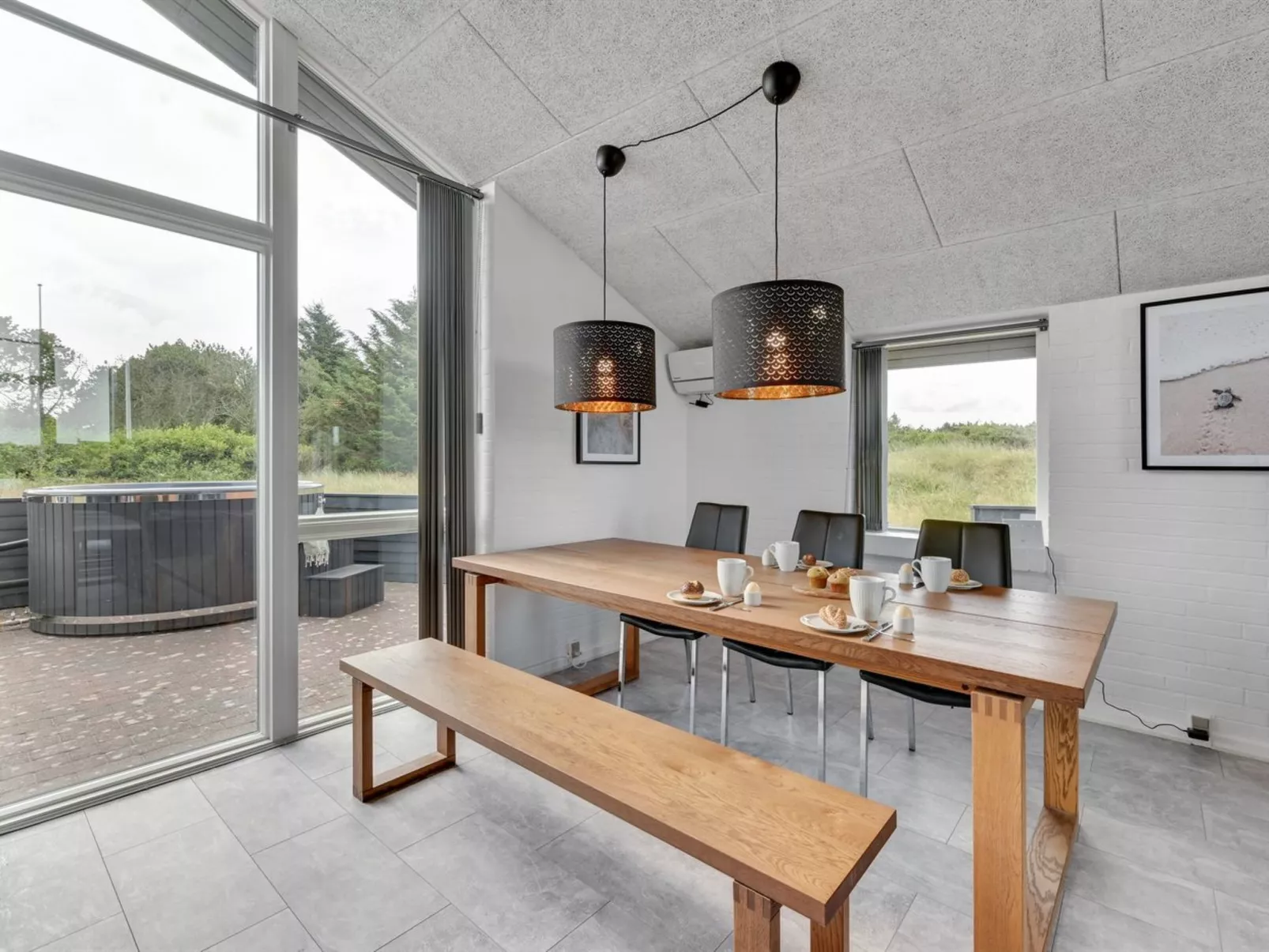 "Mert" - 1.2km from the sea-Binnen