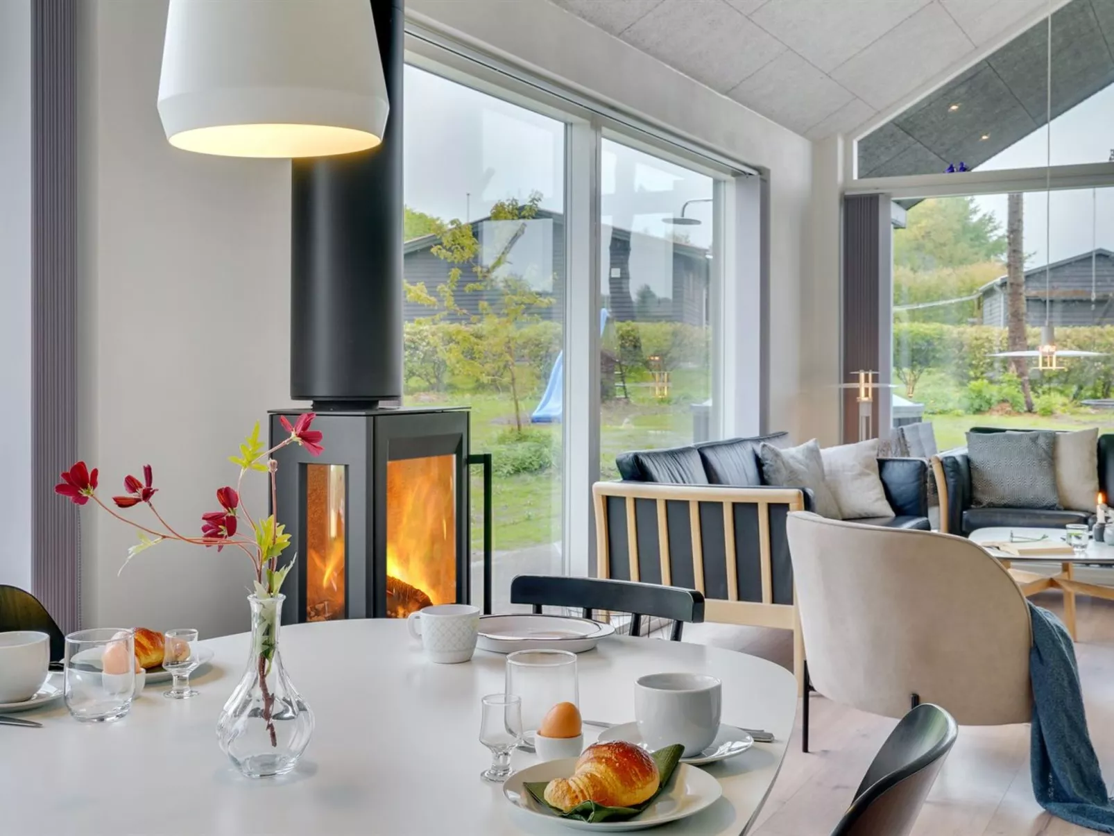 "Elso" - 600m to the fjord-Binnen