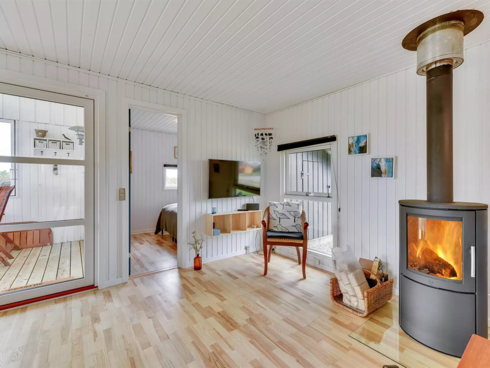 "Thamara" - 350m from the sea-Binnen