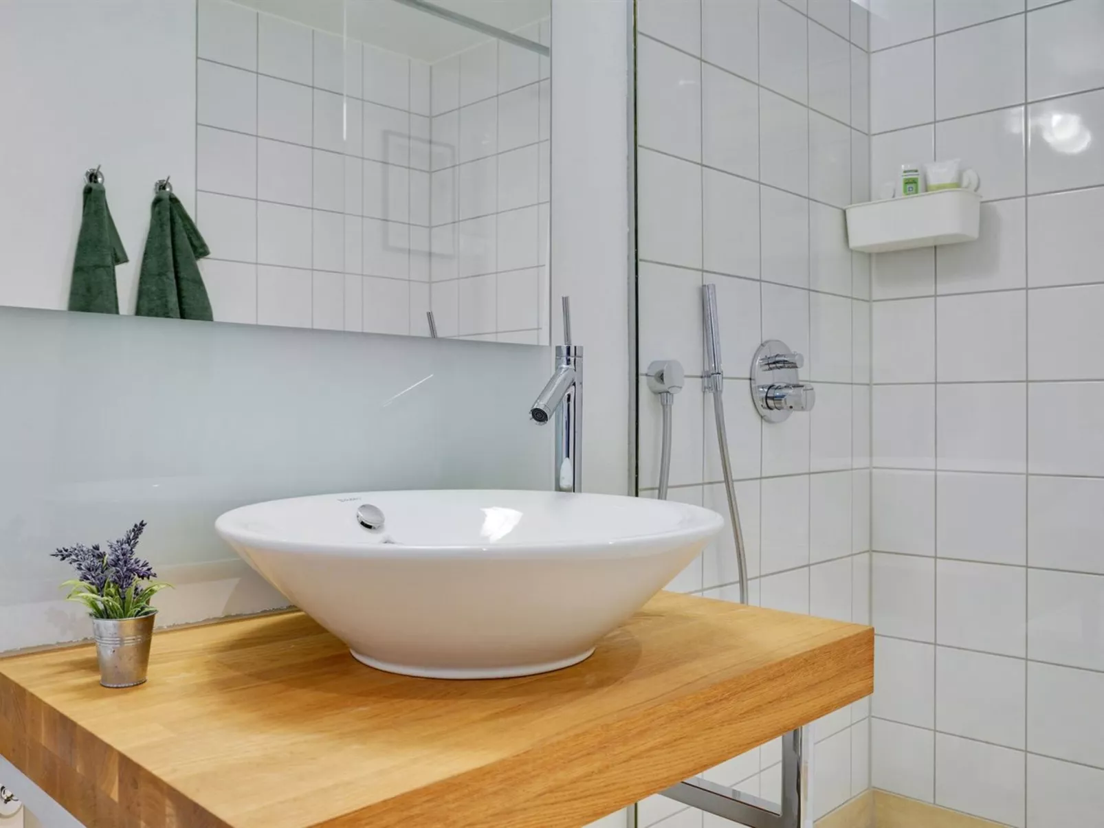 "Venild" - 5m from the sea-Binnen