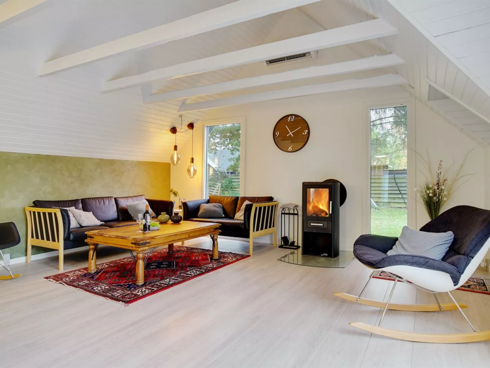 "Ingalil" - 650m from the sea-Binnen