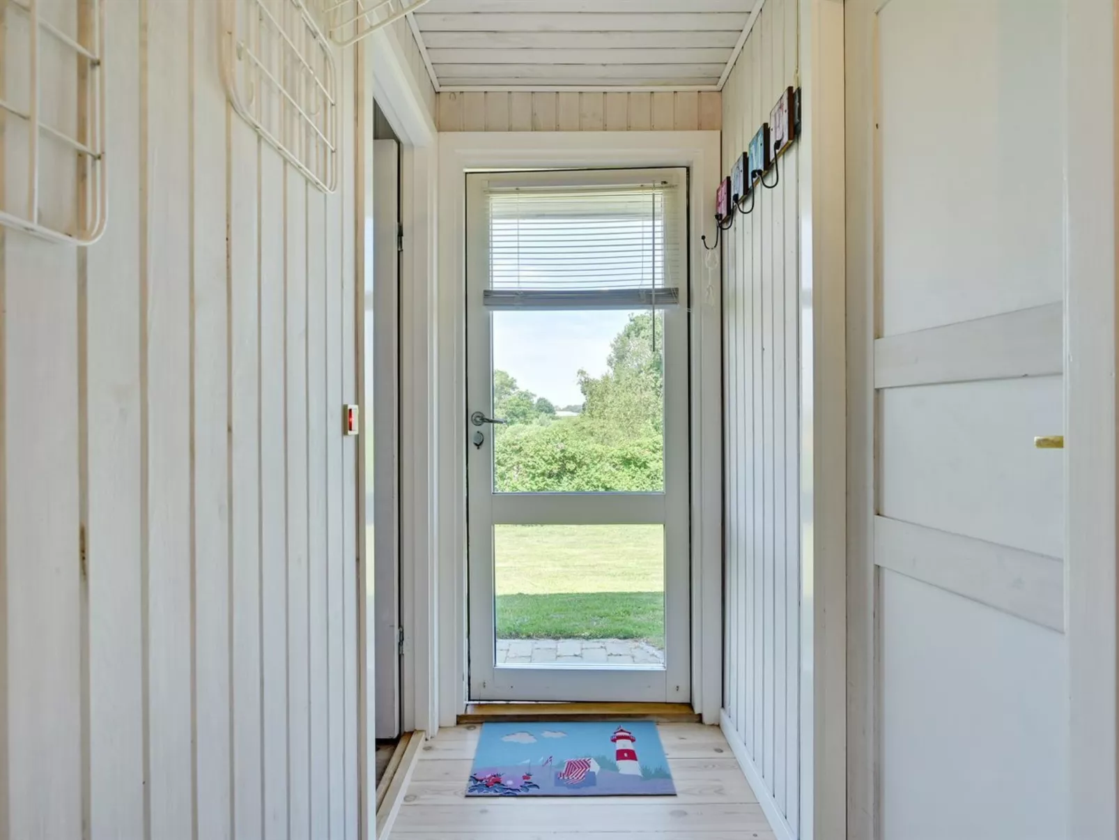 "Raija" - 400m from the sea-Binnen