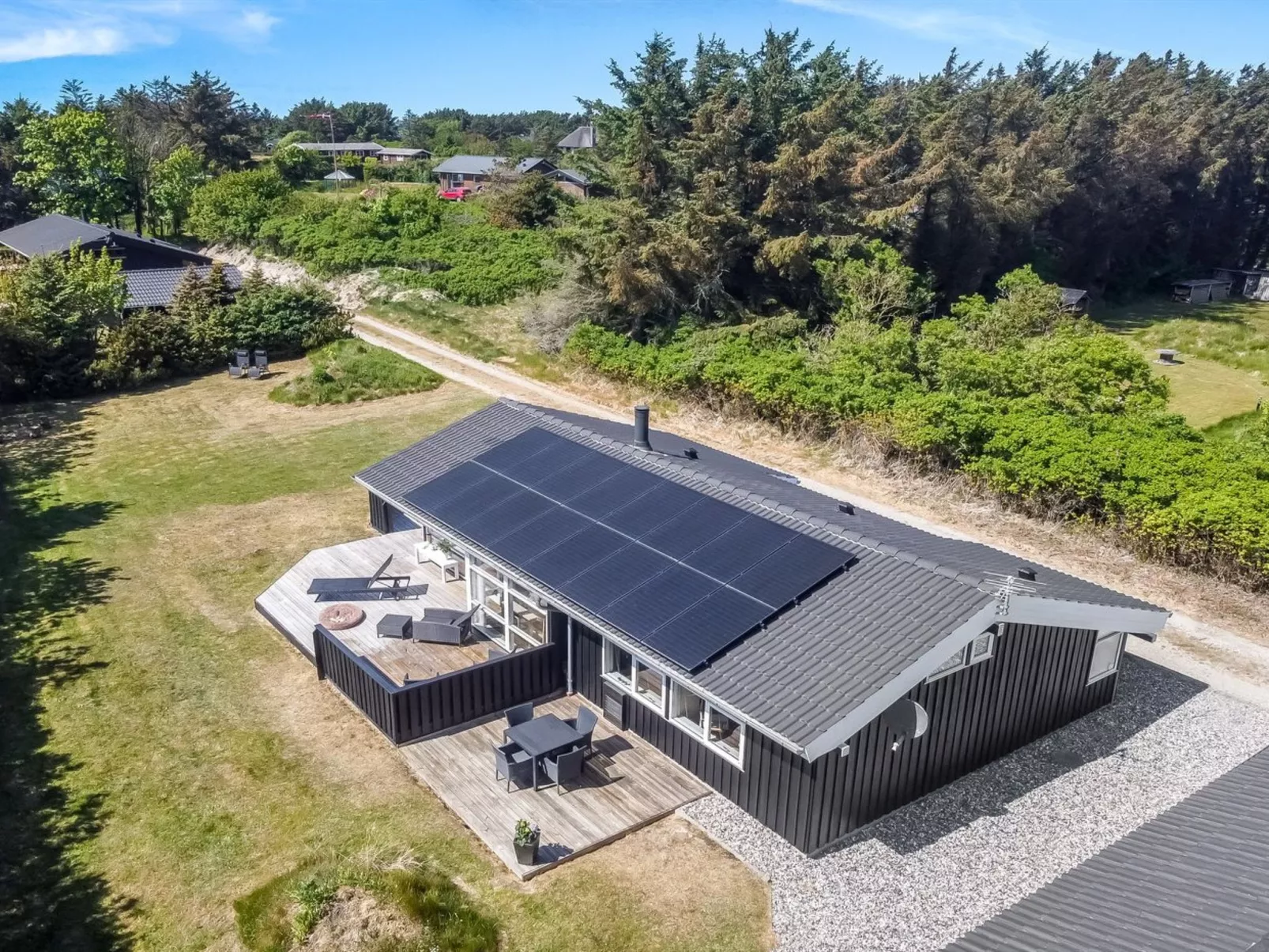 "Elvan" - 450m from the sea-Buiten