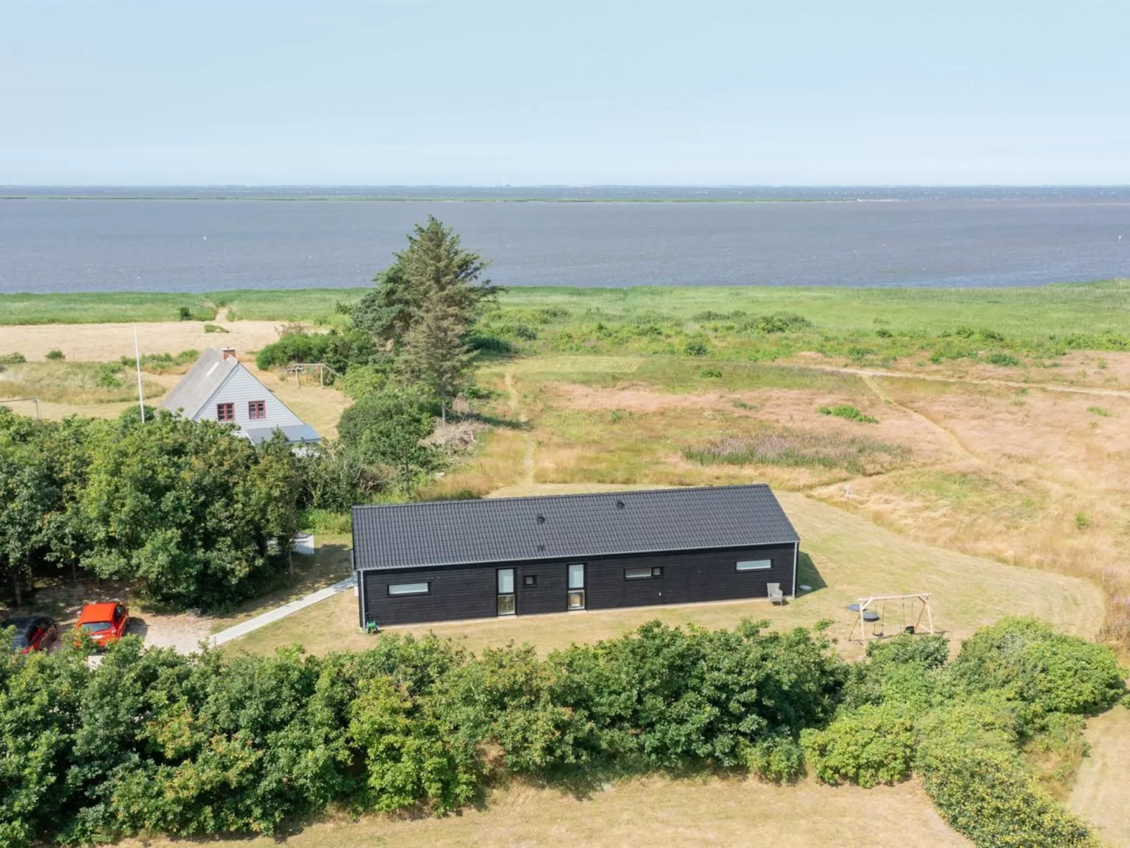 "Tindra" - 30m to the fjord-Buiten