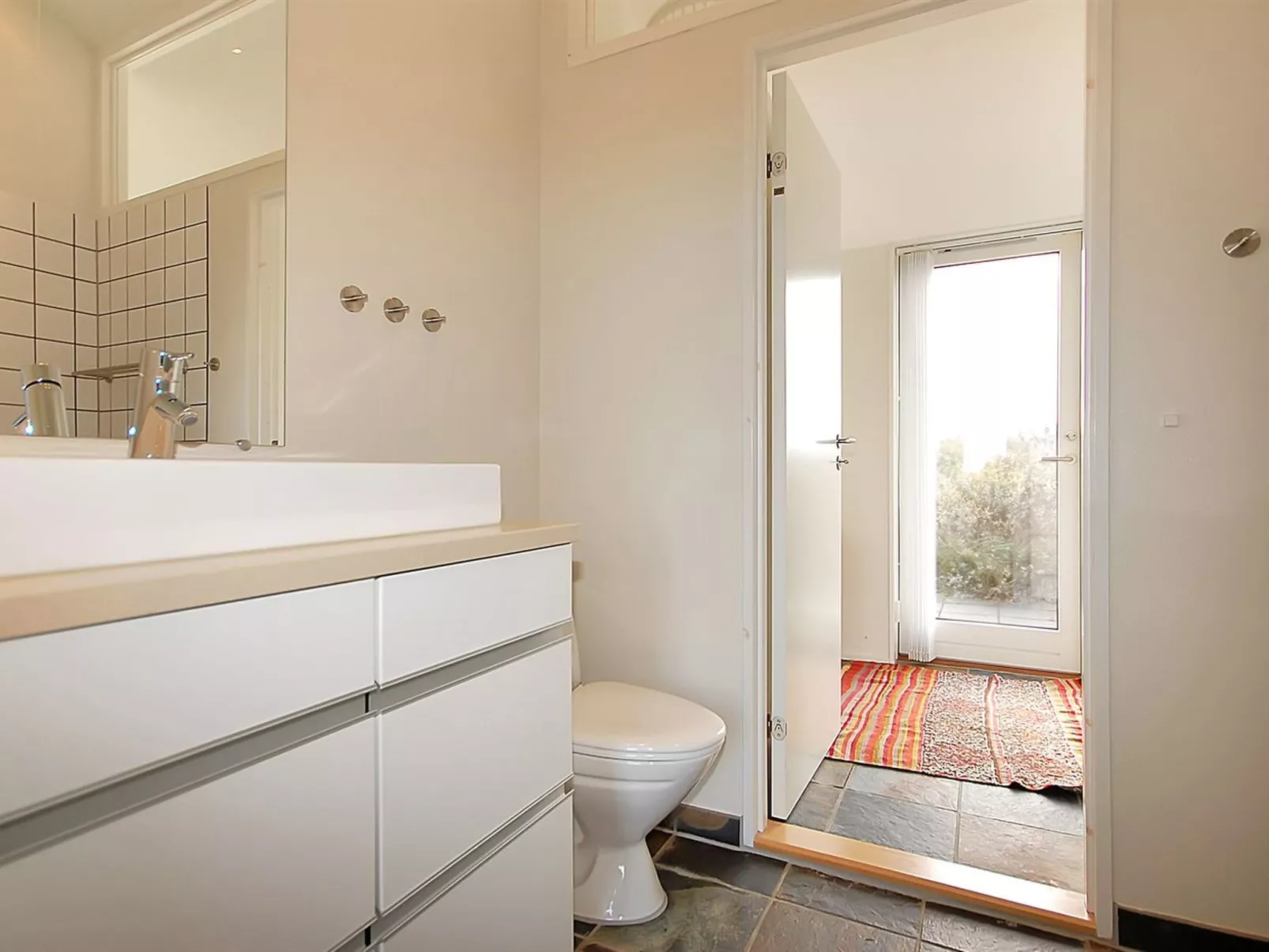 "Darla" - 375m from the sea-Binnen