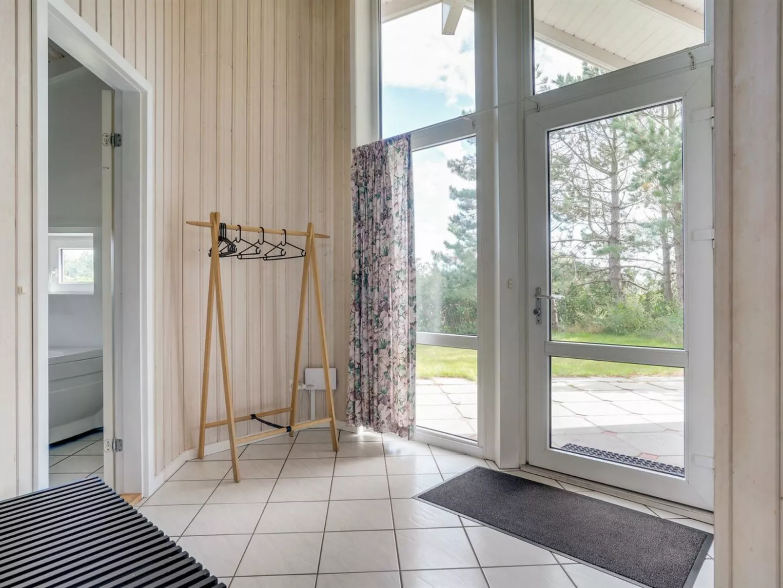 "Solina" - 500m from the sea-Binnen