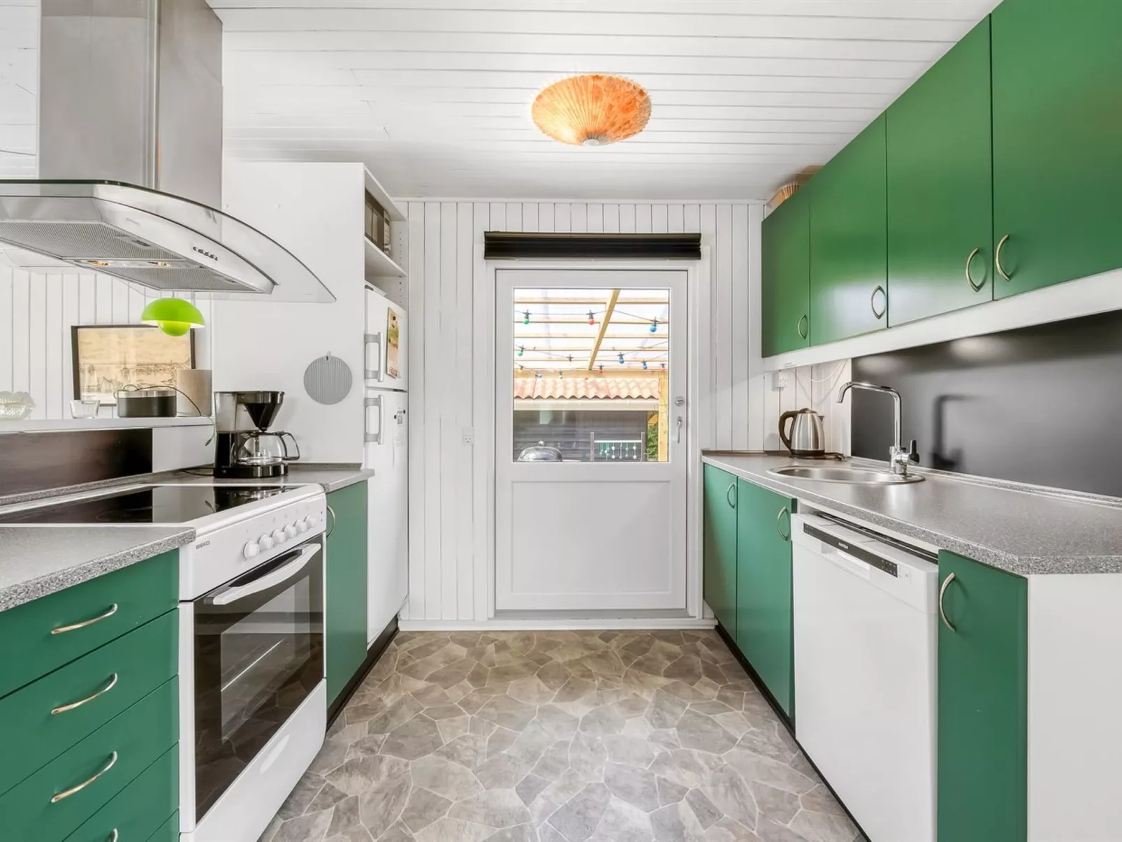 "Fritzie" - 600m to the fjord-Binnen