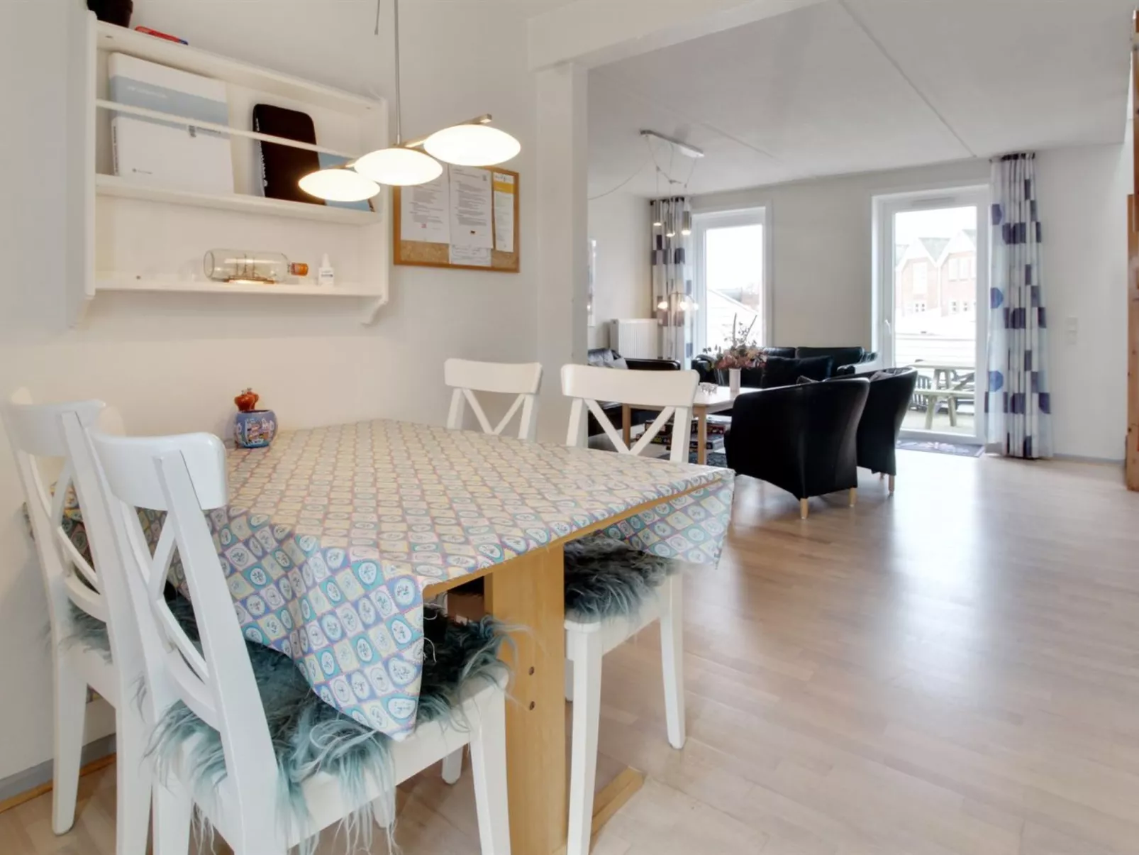 "Mildred" - 2.3km from the sea-Binnen