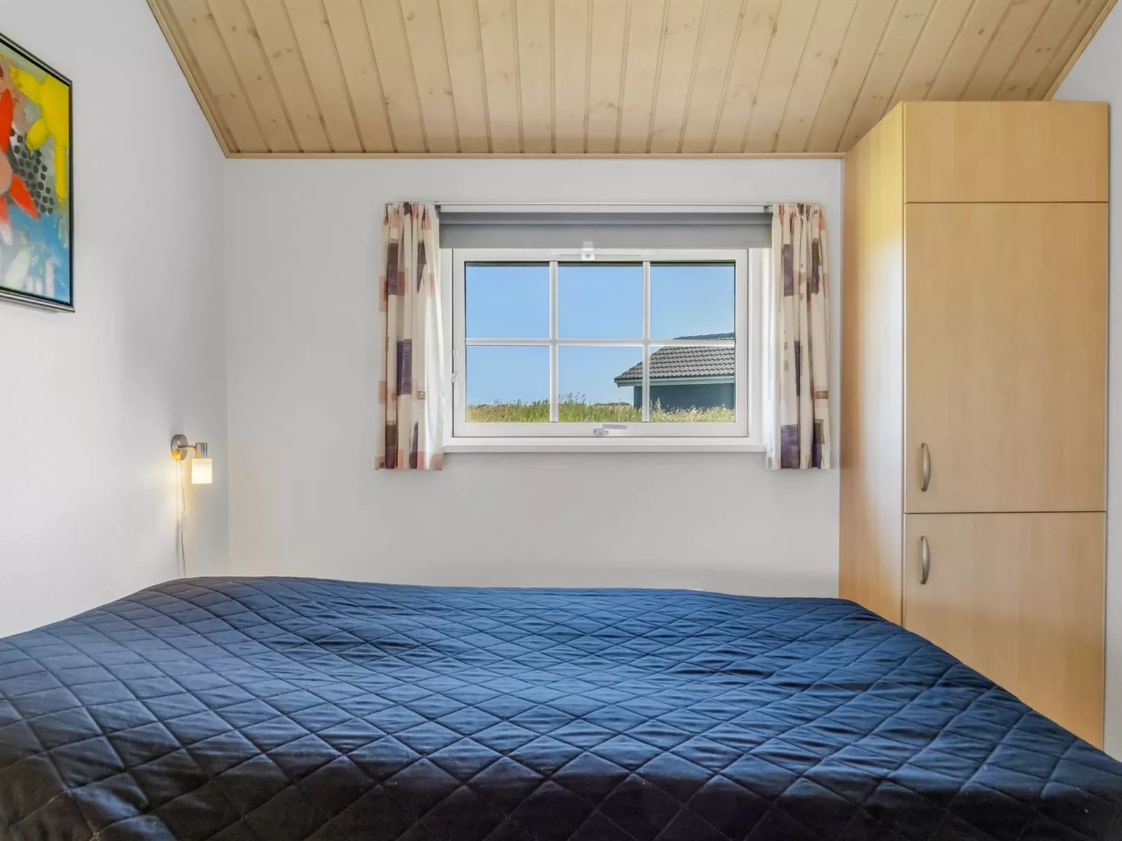 "Anya" - 650m from the sea-Binnen