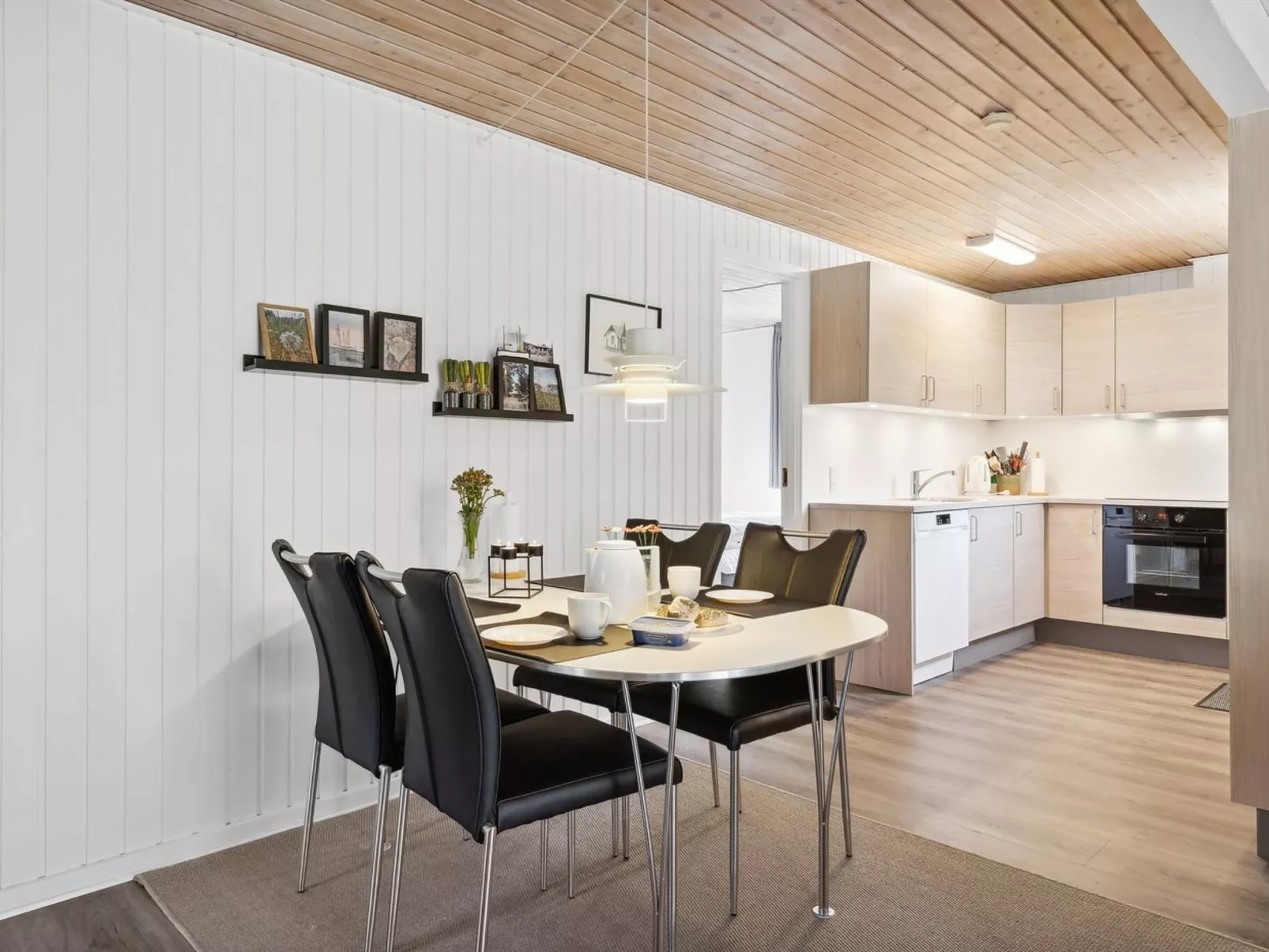 "Sigrun" - 4km from the sea-Binnen