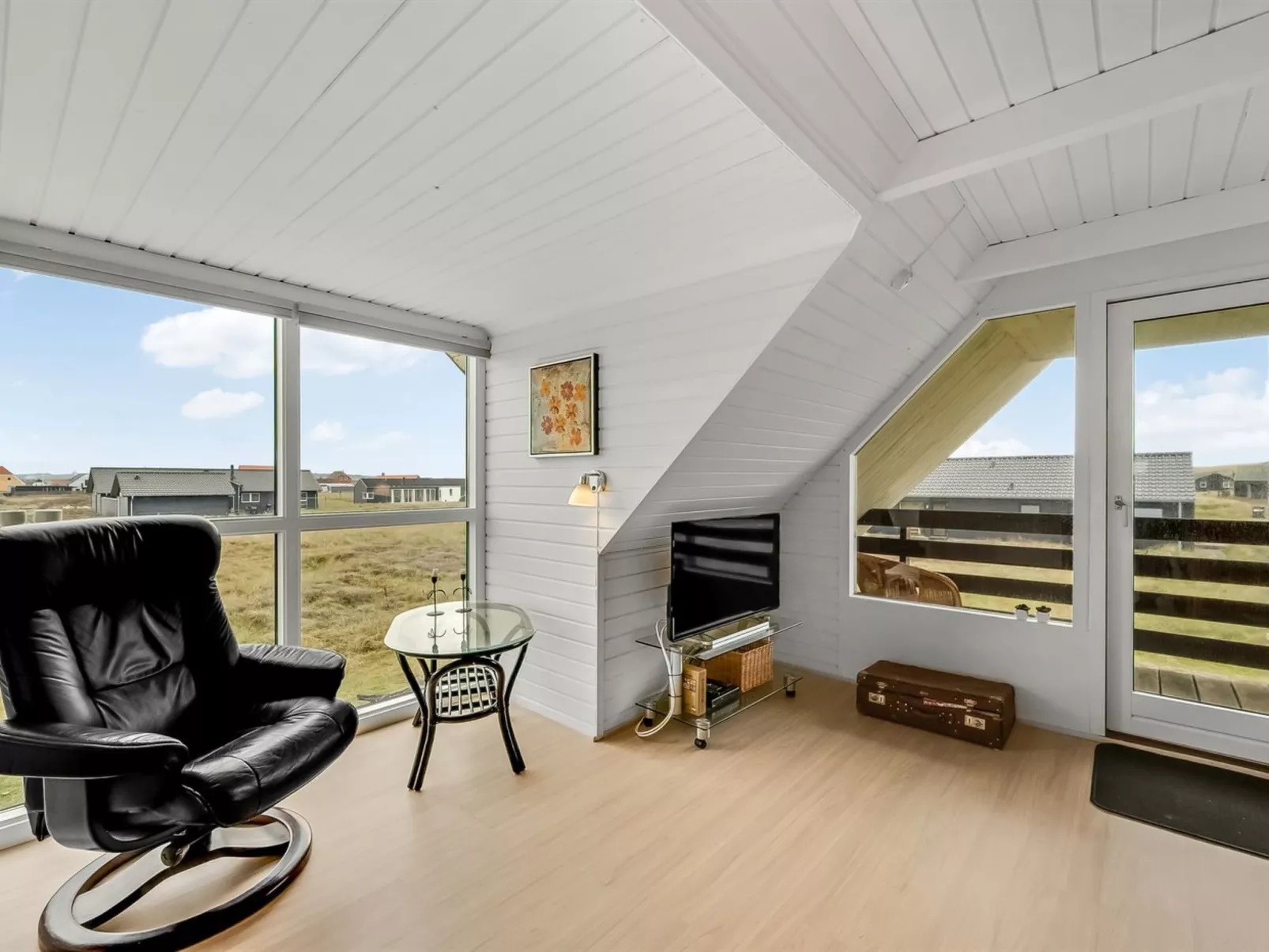 "Eringisl" - 50m from the sea-Binnen