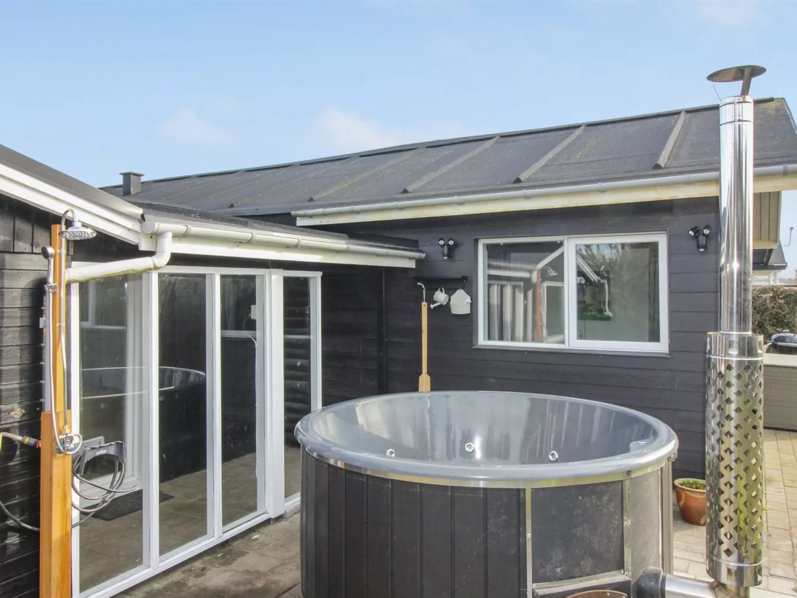 "Jespar" - 300m from the sea-Binnen